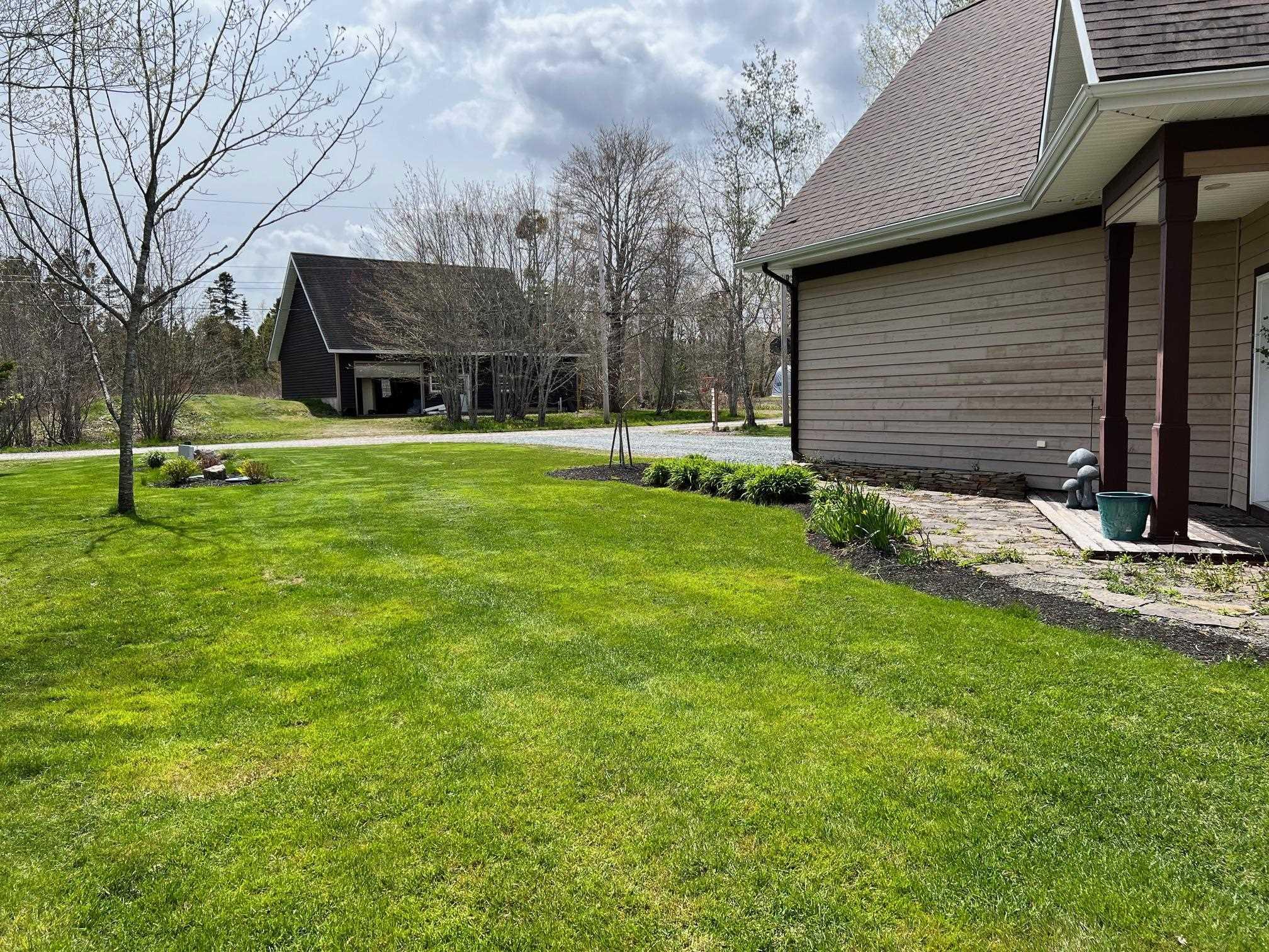 $1,299,900.00: 390 A Stewart Road, Shortts Lake