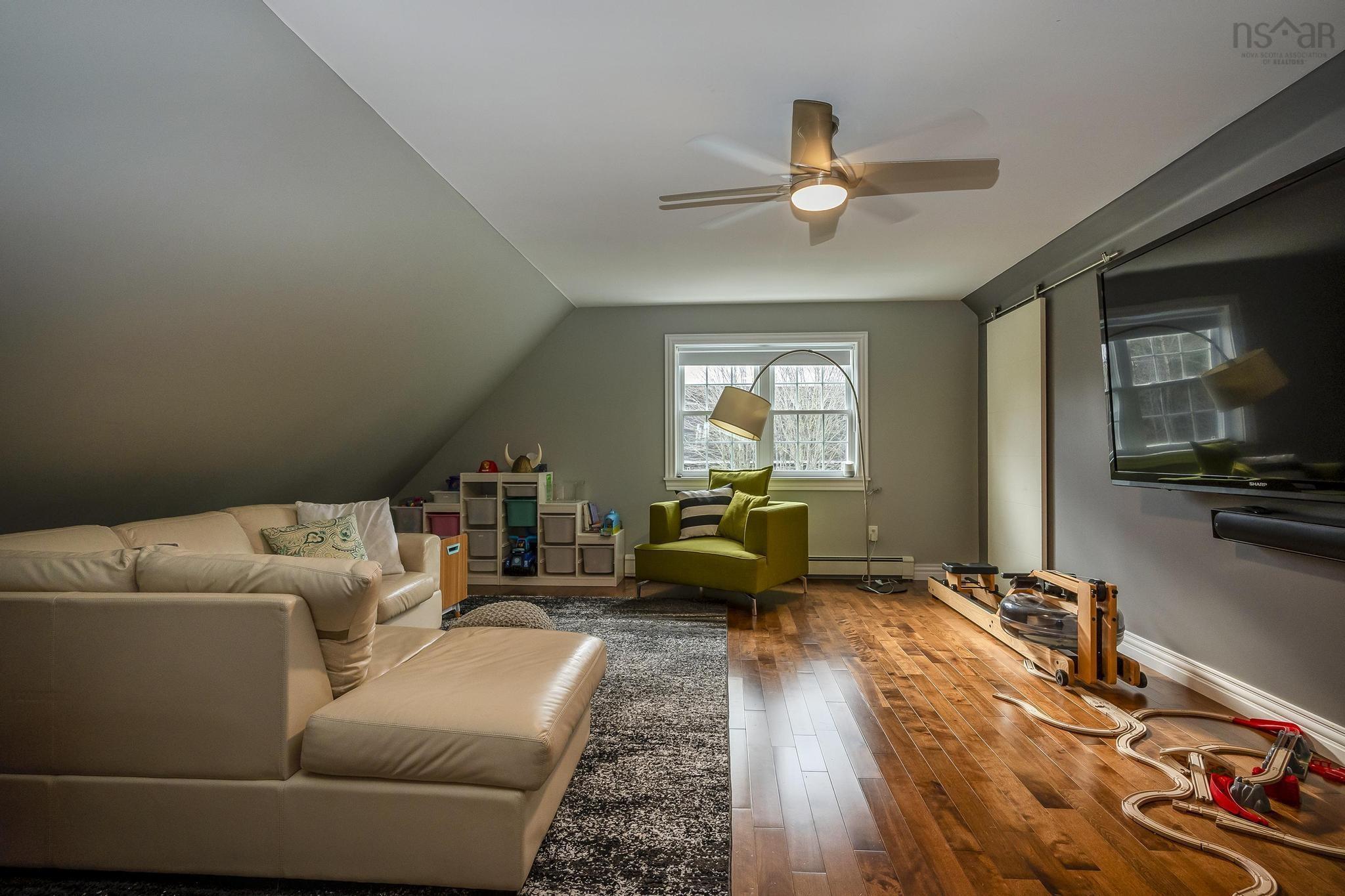 $1,299,900.00: 390 A Stewart Road, Shortts Lake