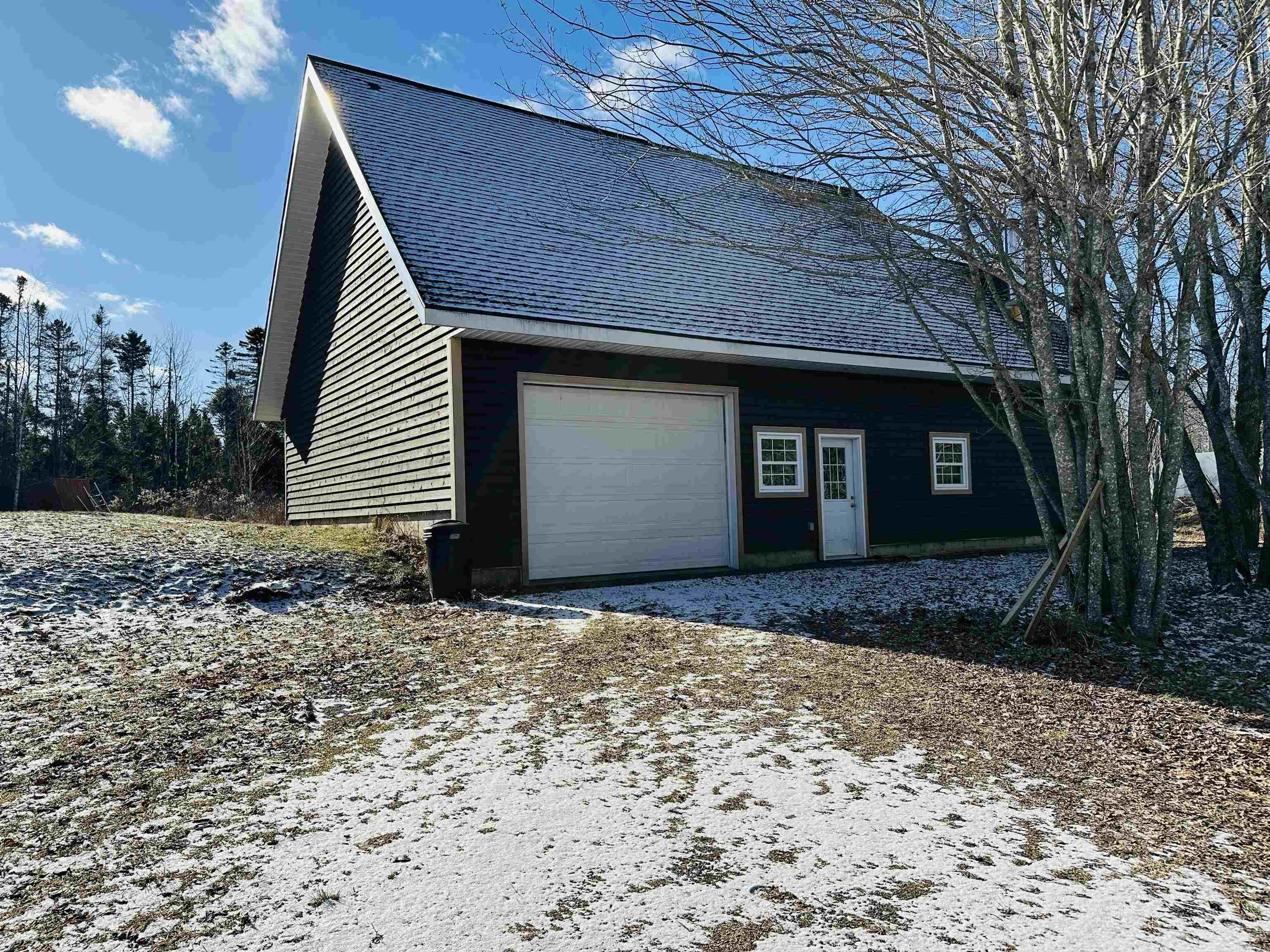$1,299,900.00: 390 A Stewart Road, Shortts Lake