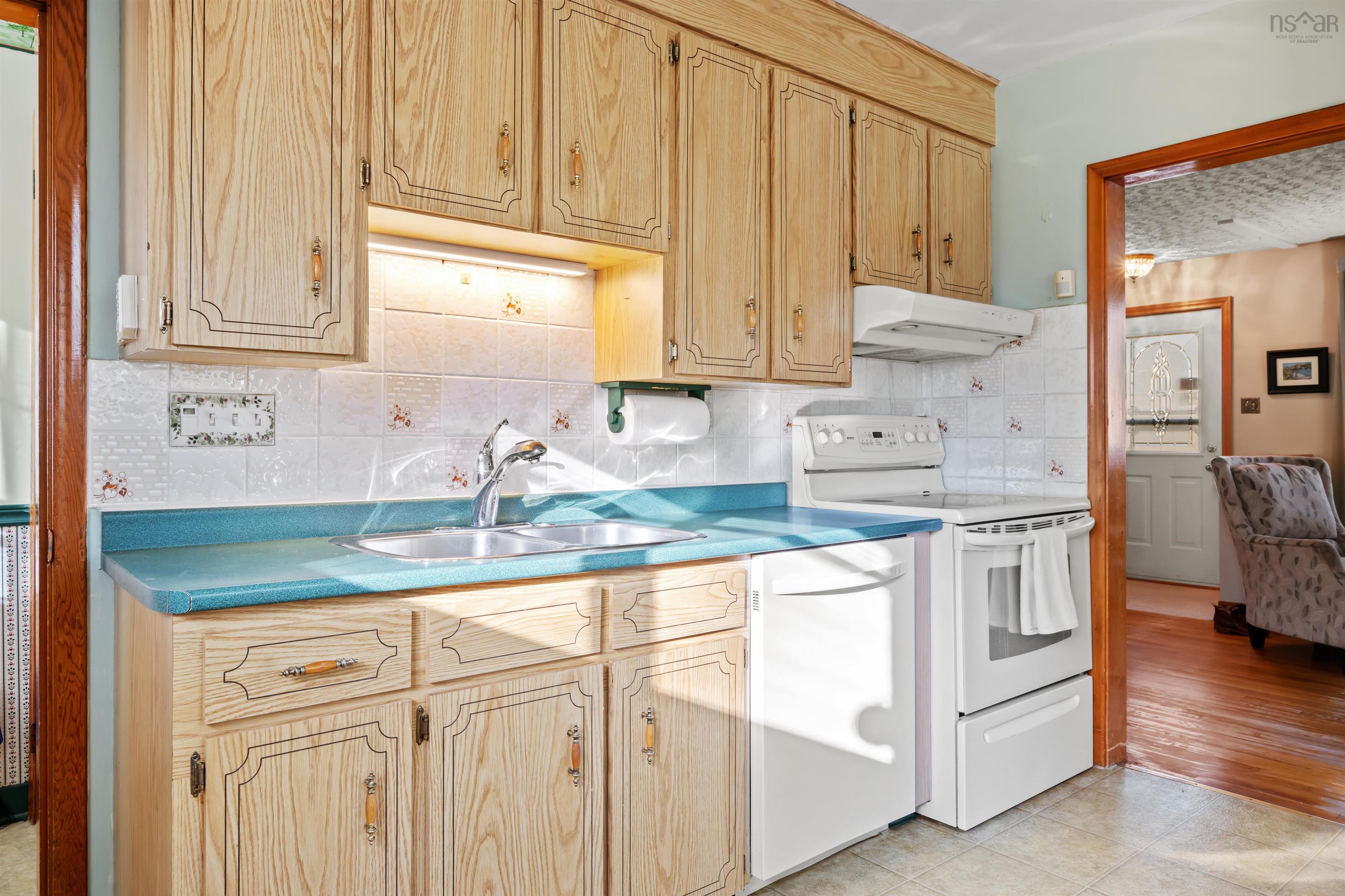 $499,900.00: 2 Plymouth Street, Halifax