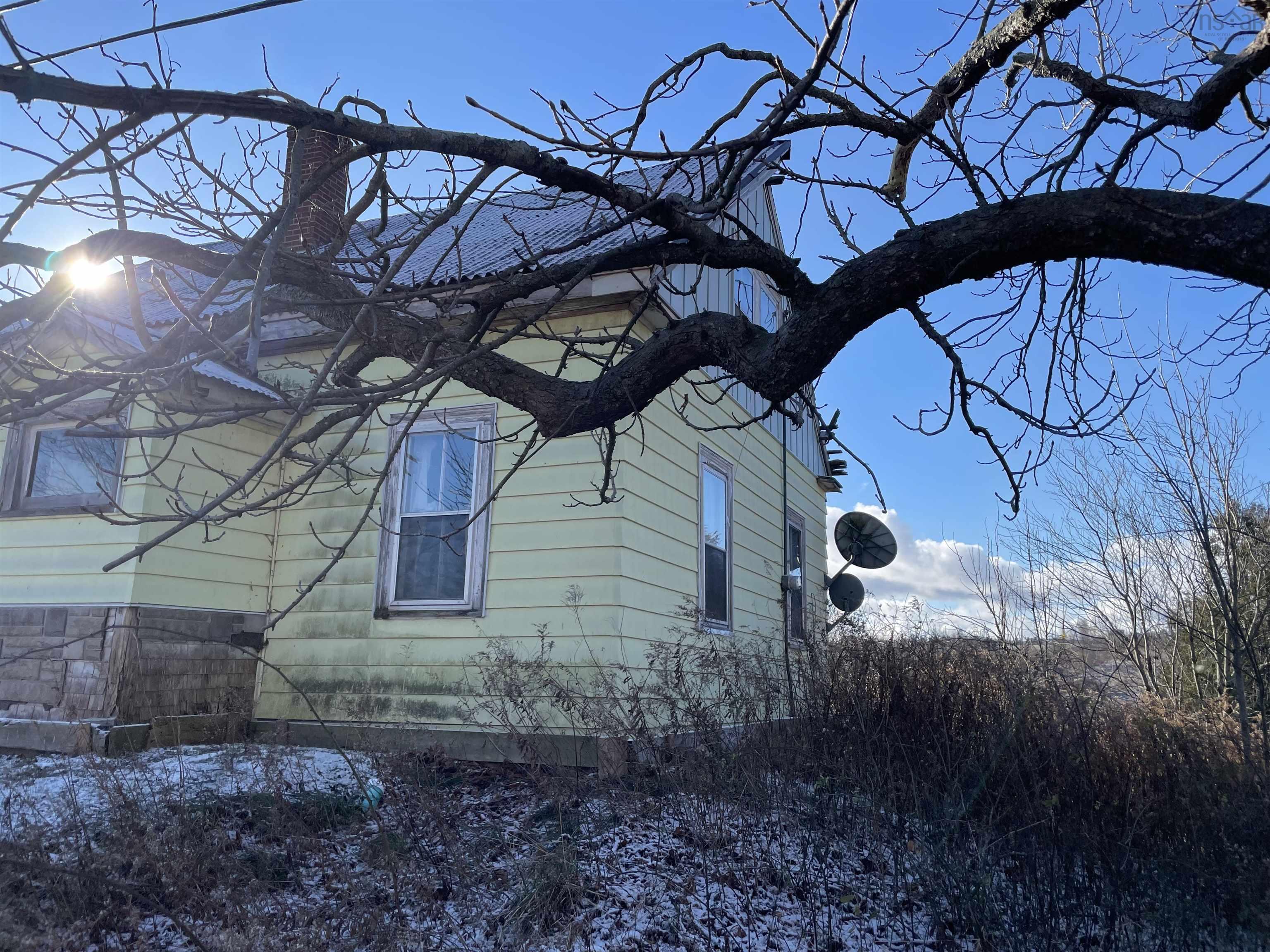 $159,500.00: 1458 Bluff Road, Hants Border