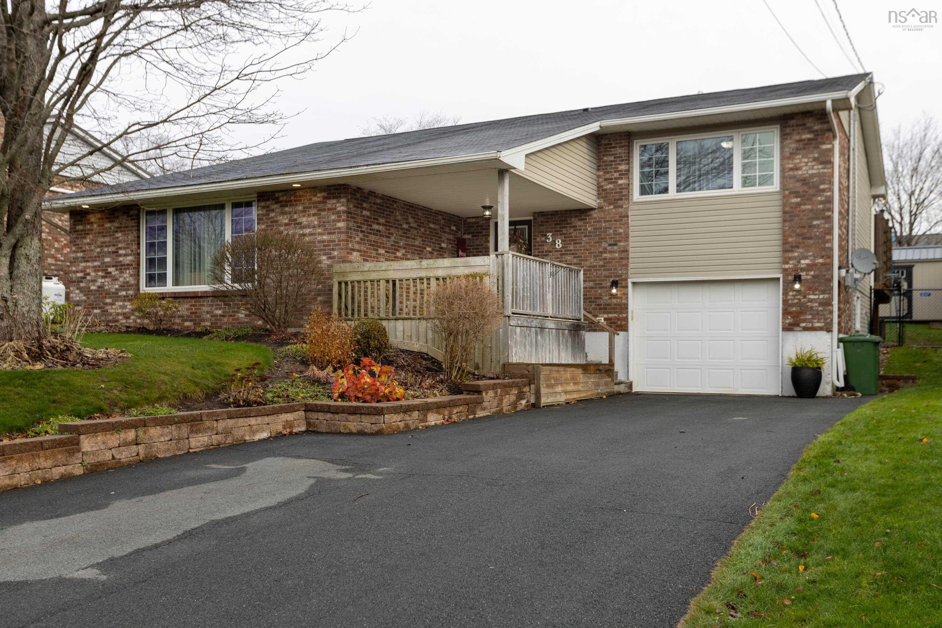 $619,000.00: 38 Deerbrooke Drive, Cole Harbour