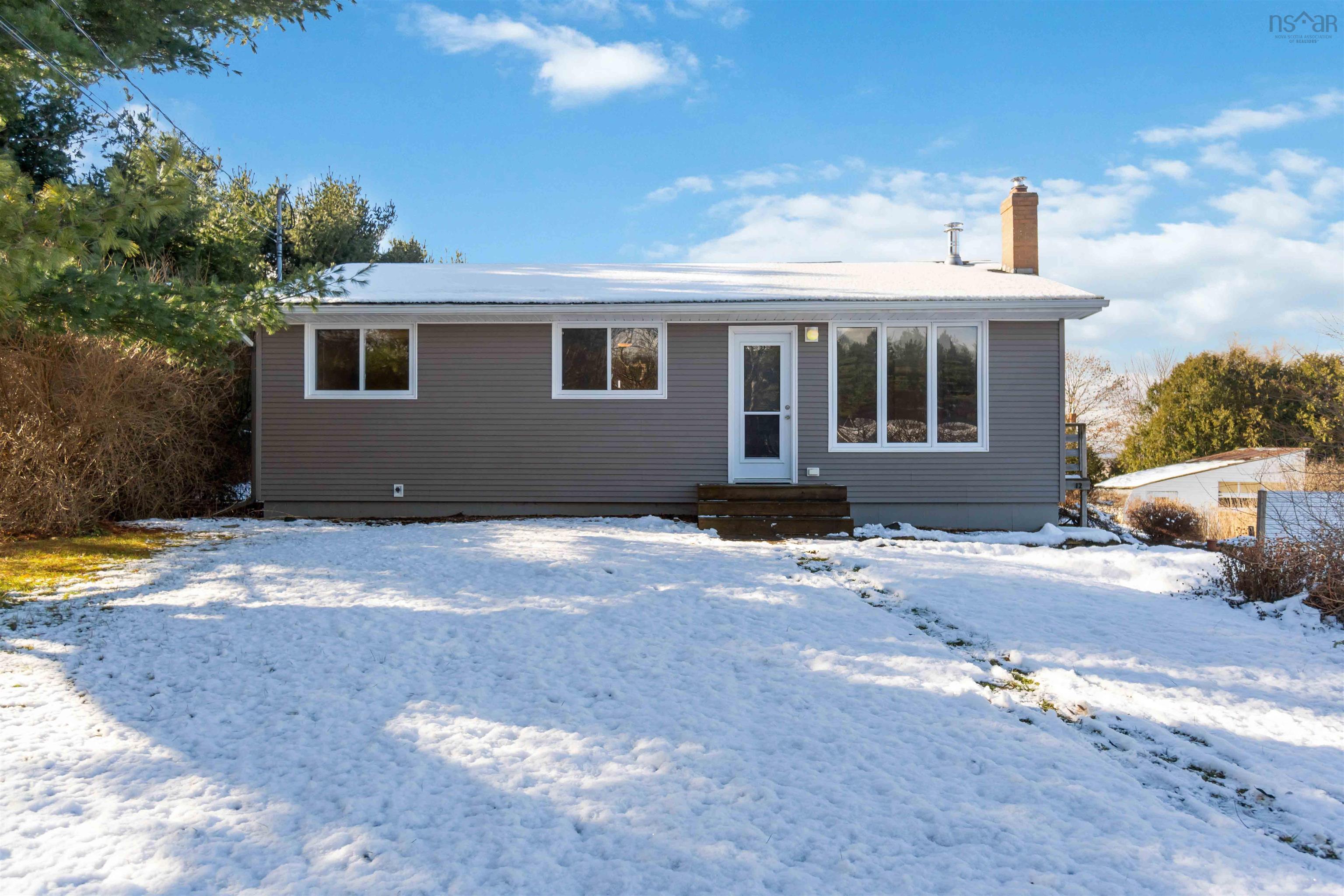 $369,900.00: 12 Blomidon View Drive, Port Williams