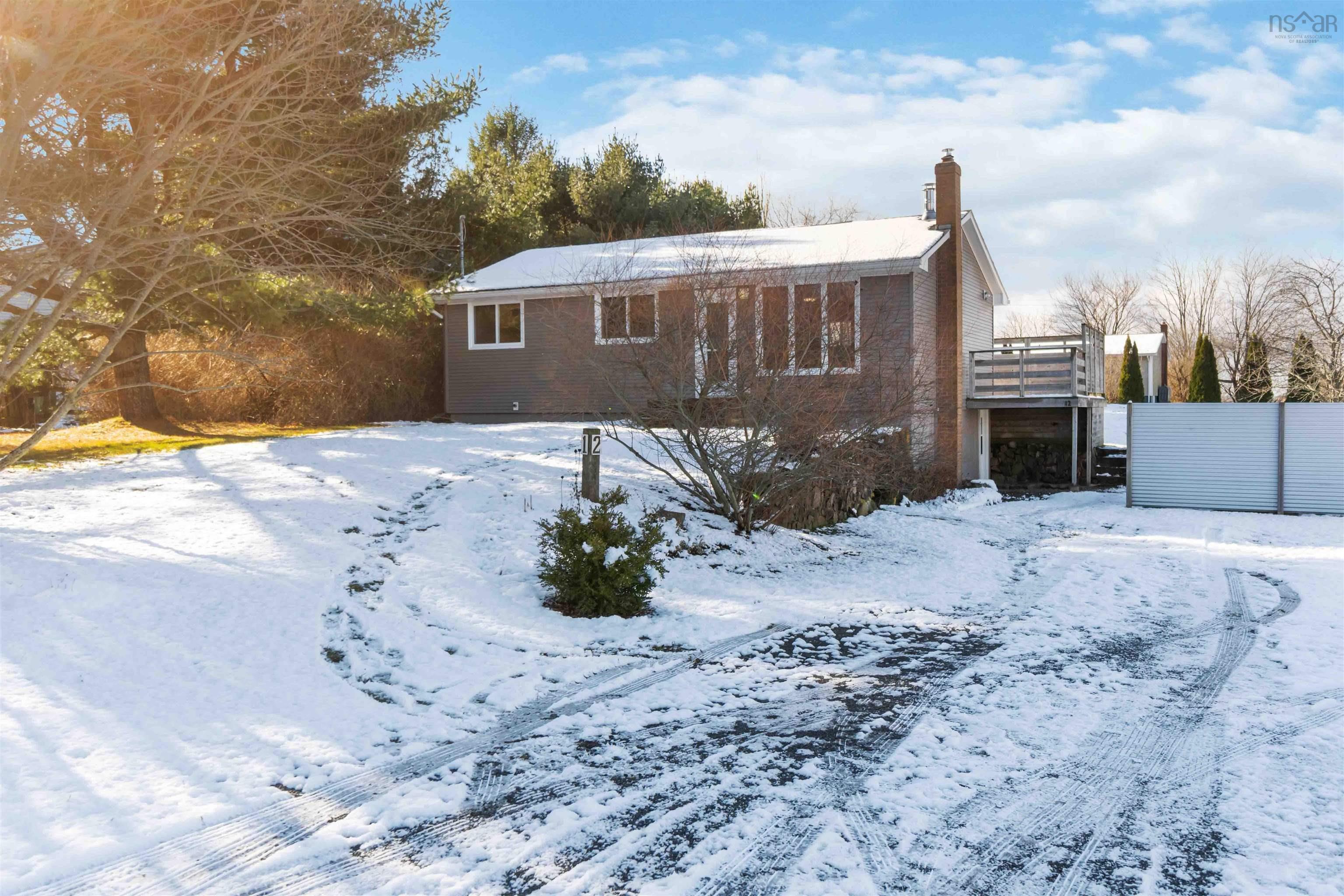 $369,900.00: 12 Blomidon View Drive, Port Williams