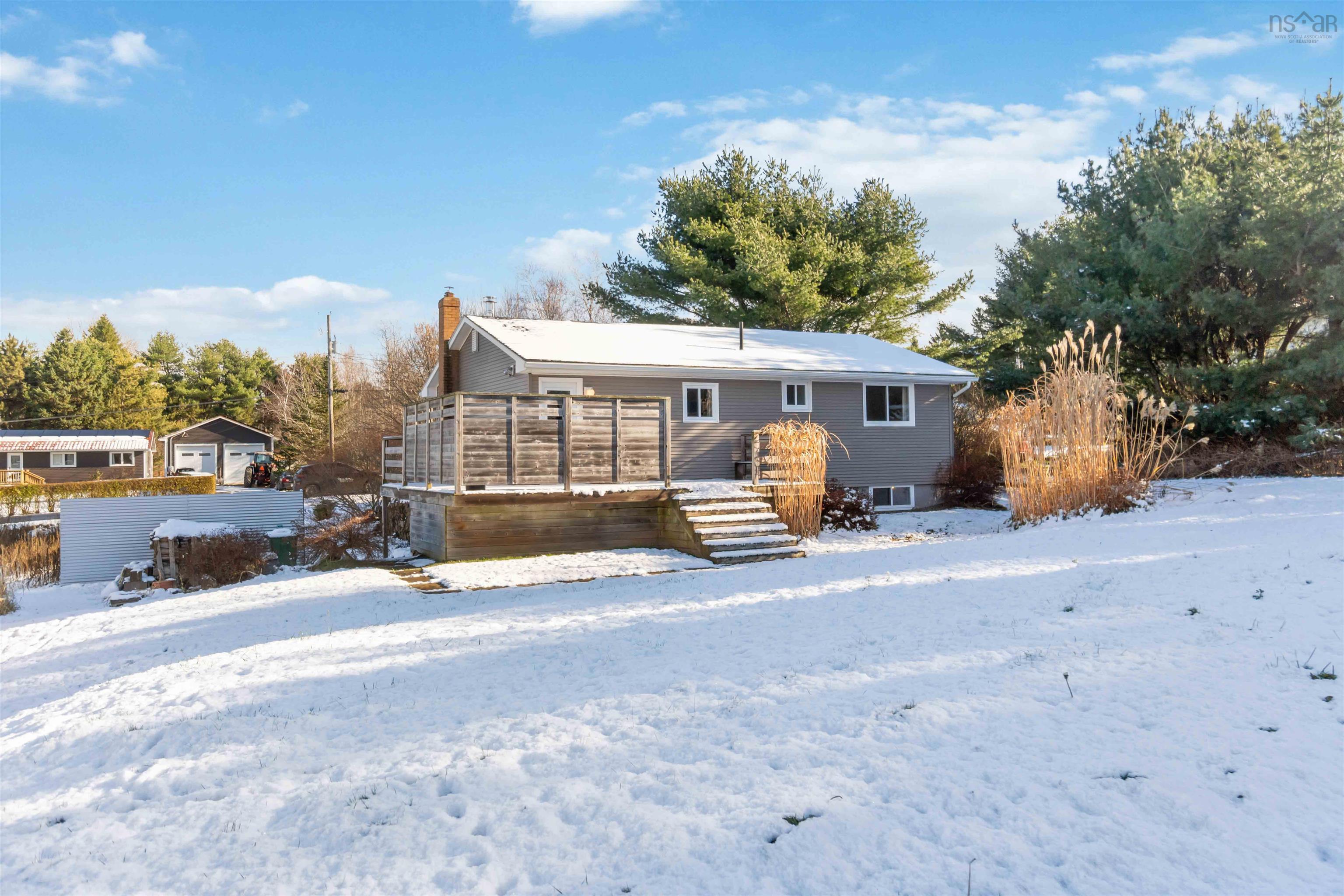 $369,900.00: 12 Blomidon View Drive, Port Williams