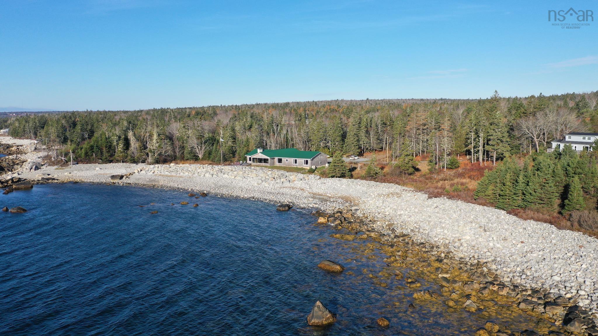 $1,050,000.00: 6969 Highway 3, Hunt