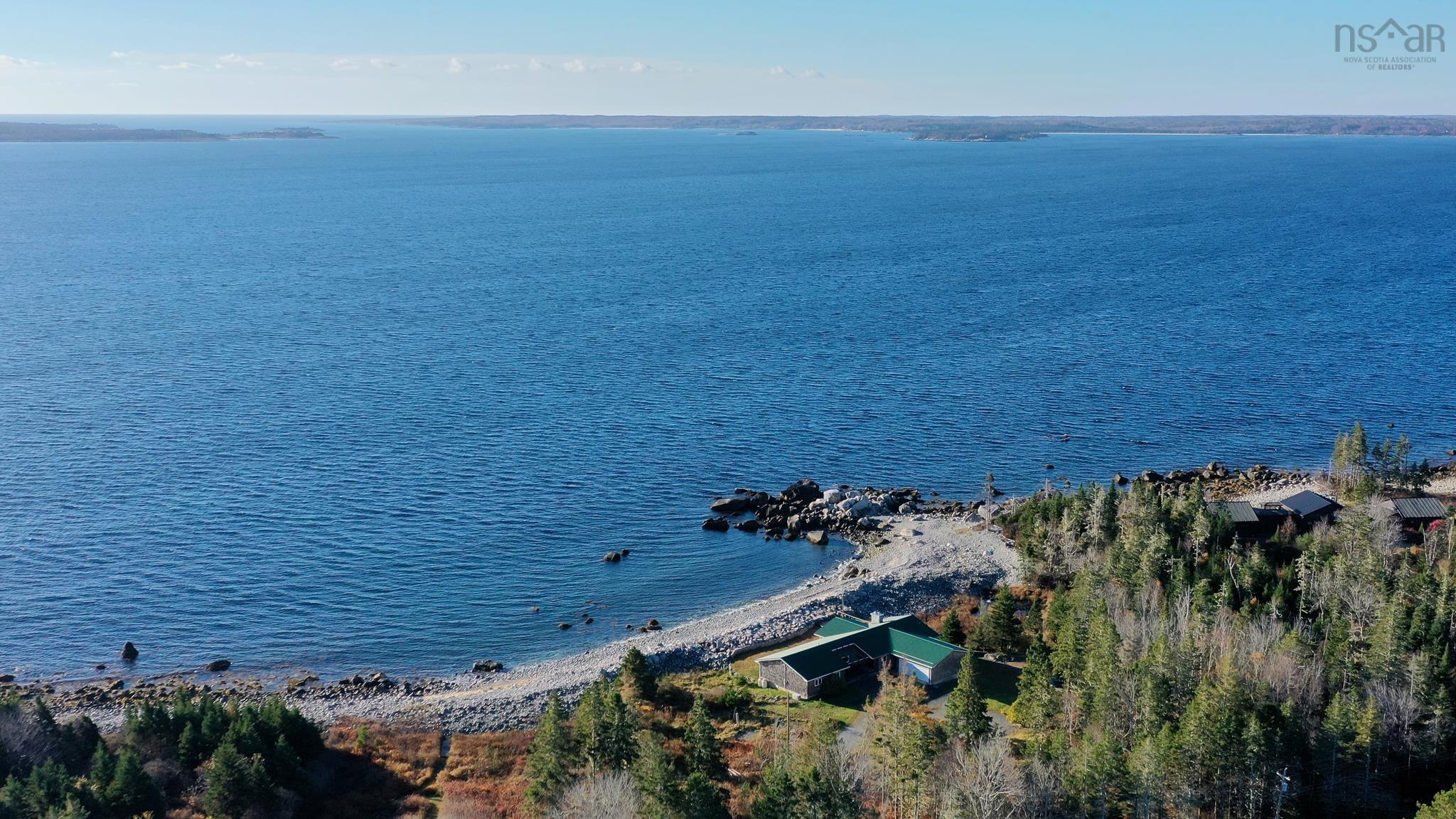 $1,050,000.00: 6969 Highway 3, Hunt