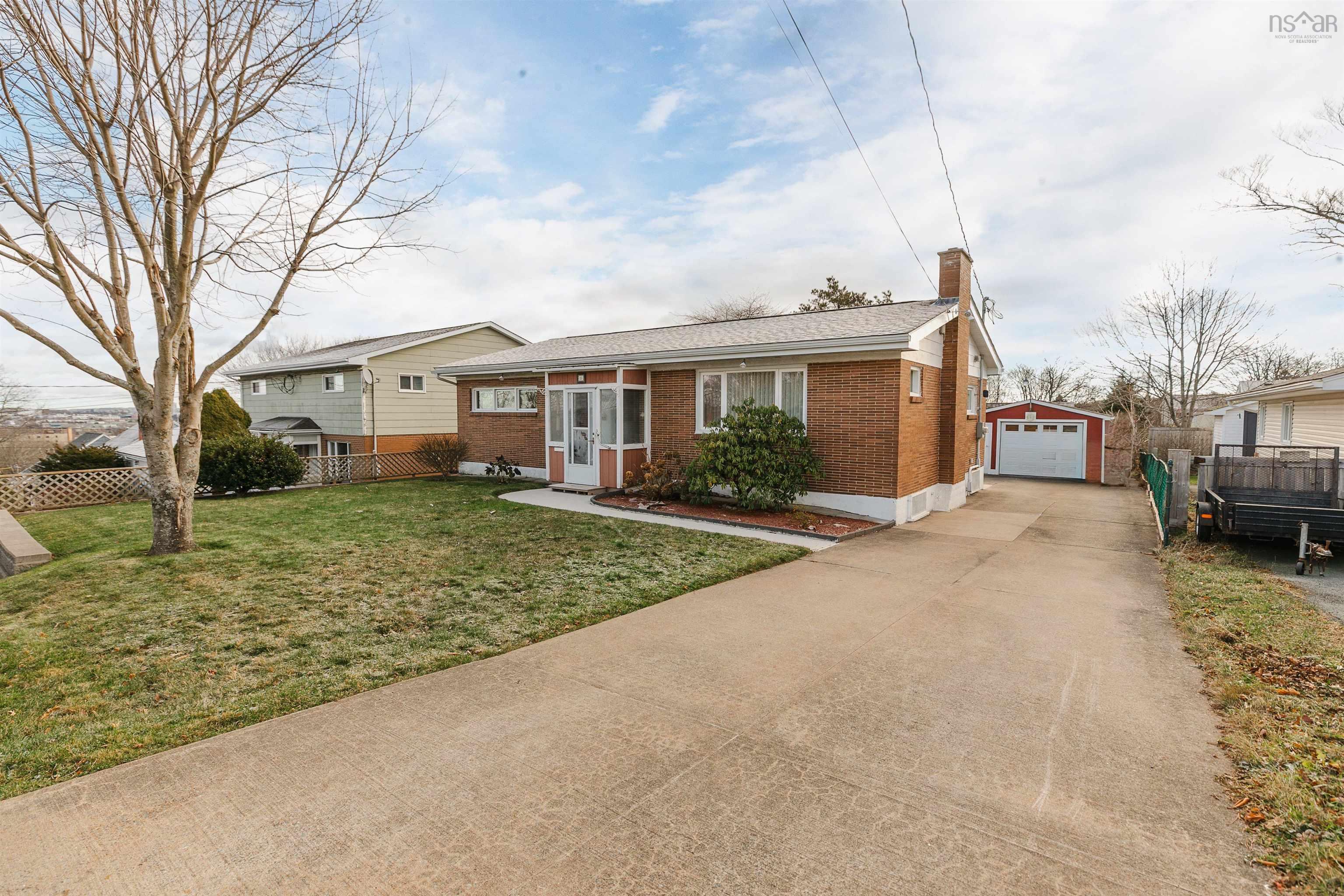 $585,000.00: 86 Sunnybrae Avenue, Halifax