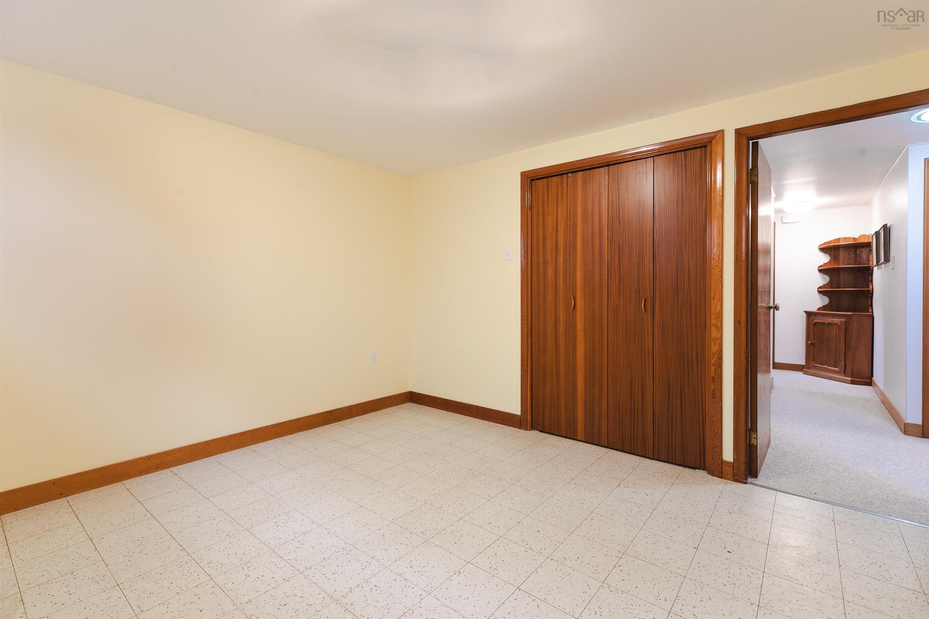$585,000.00: 86 Sunnybrae Avenue, Halifax