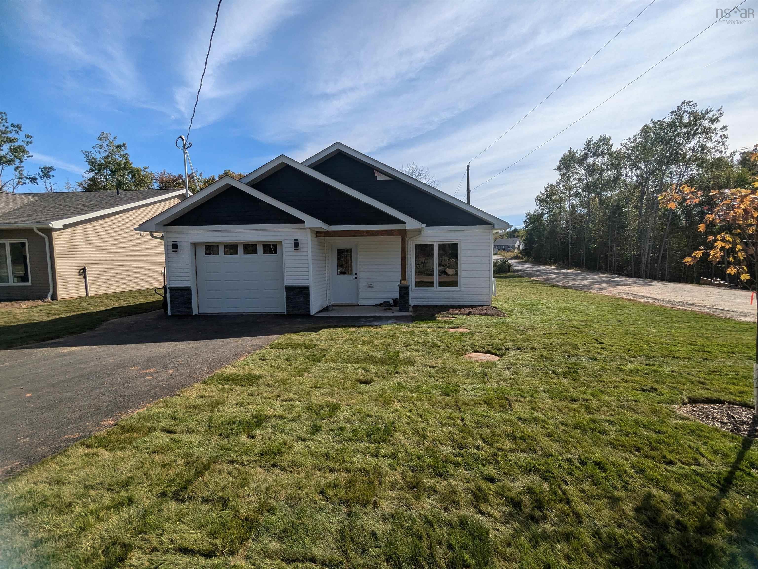 $599,900.00: 30 Shadebush Walk, Upper Sackville