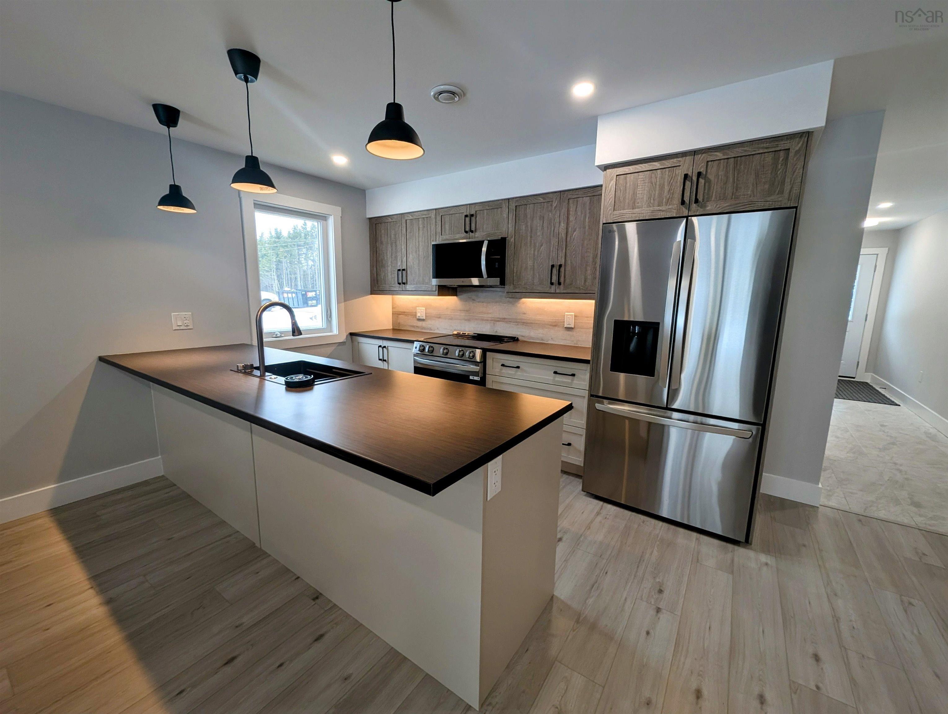 $599,900.00: 30 Shadebush Walk, Upper Sackville