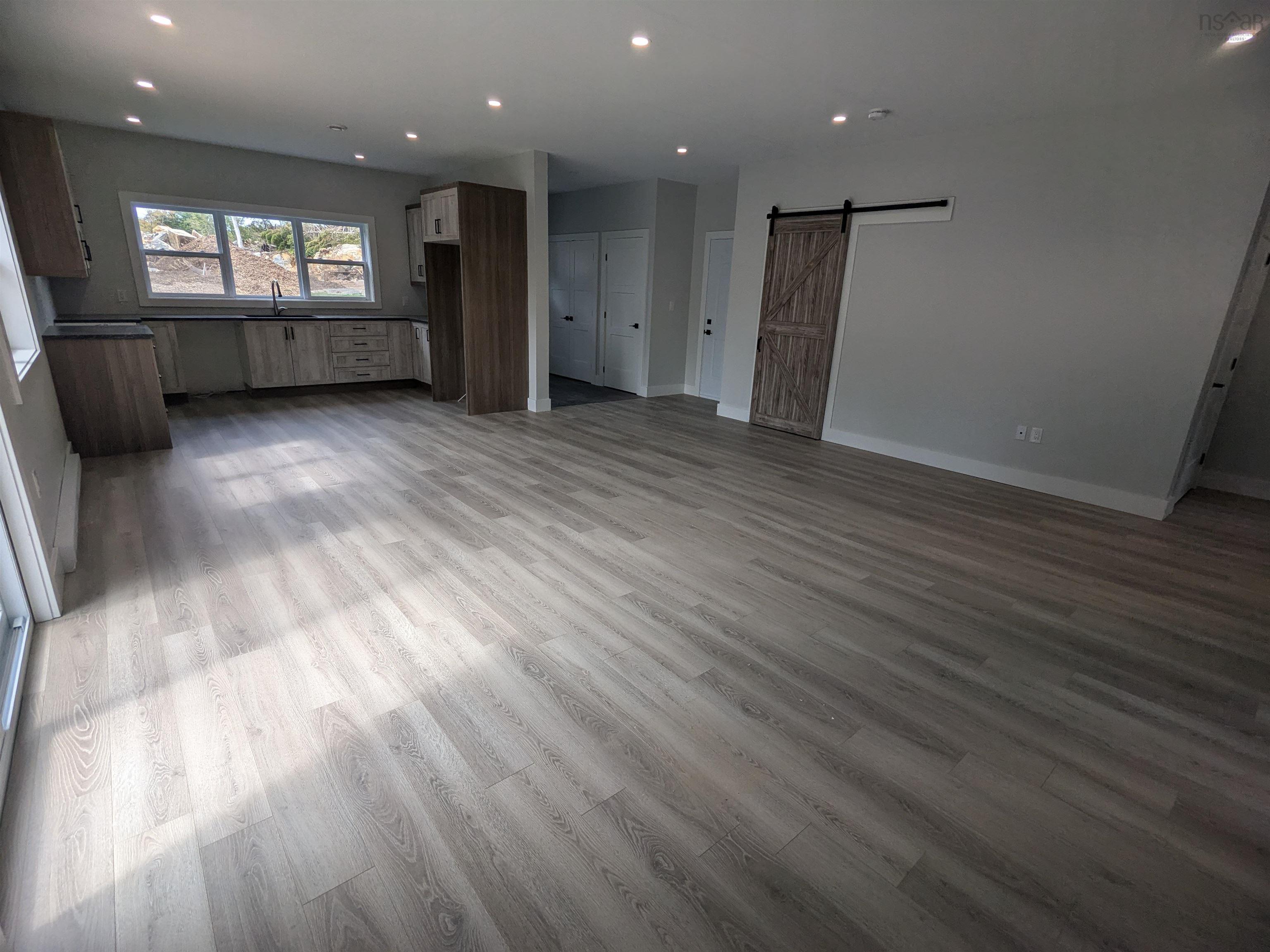 $569,900.00: 41 Shadebush Walk, Upper Sackville