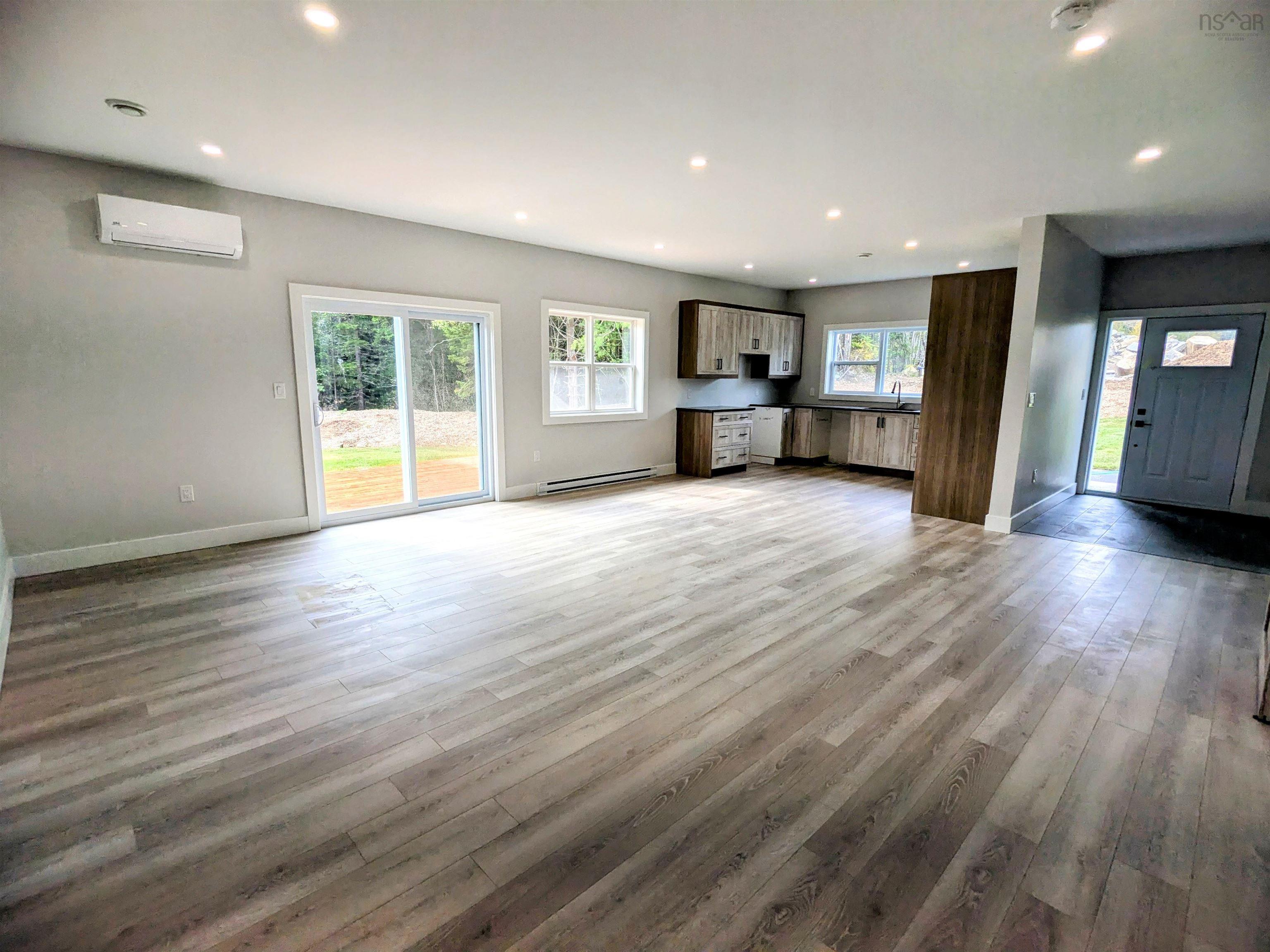 $569,900.00: 41 Shadebush Walk, Upper Sackville