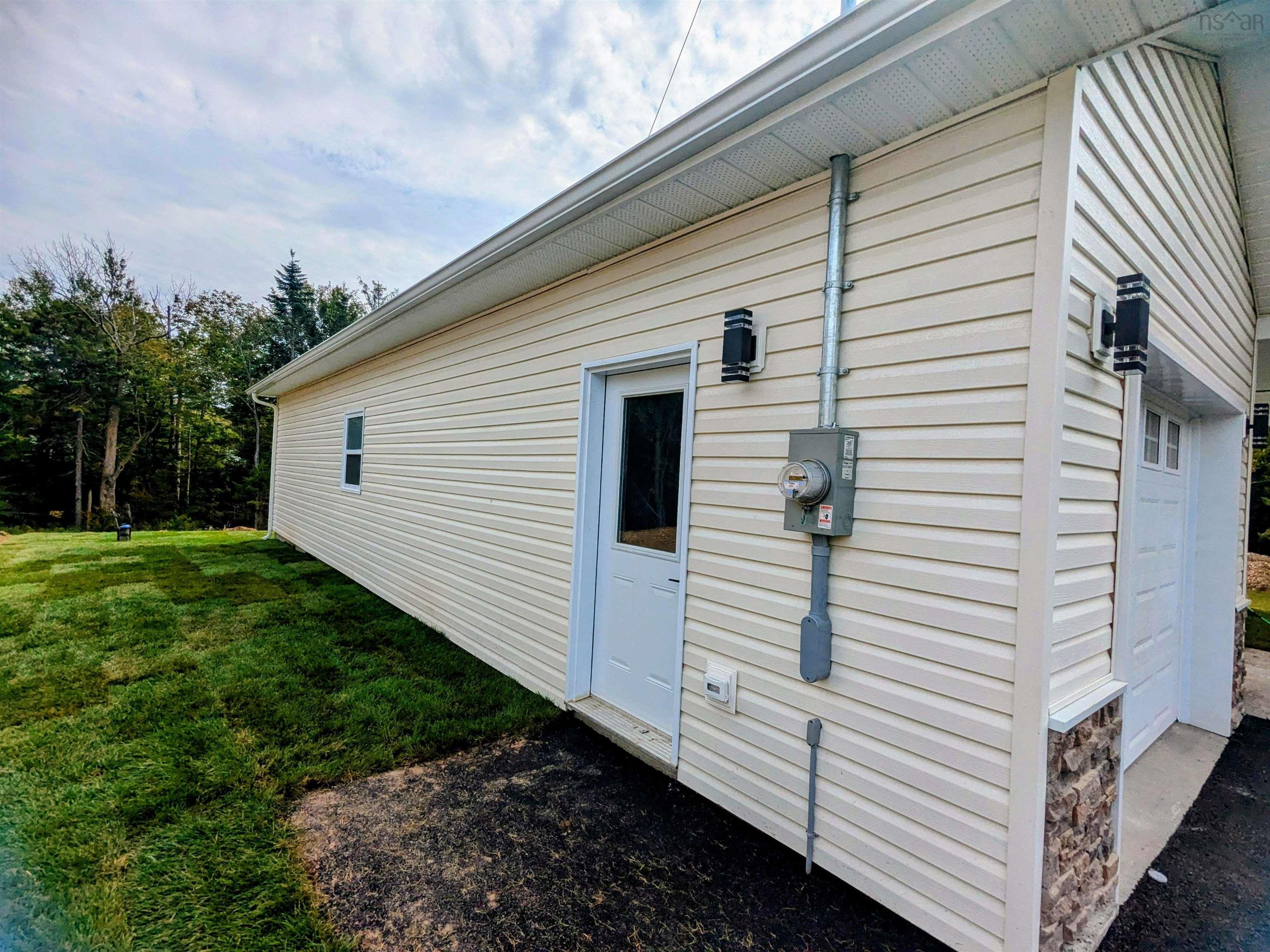$569,900.00: 41 Shadebush Walk, Upper Sackville