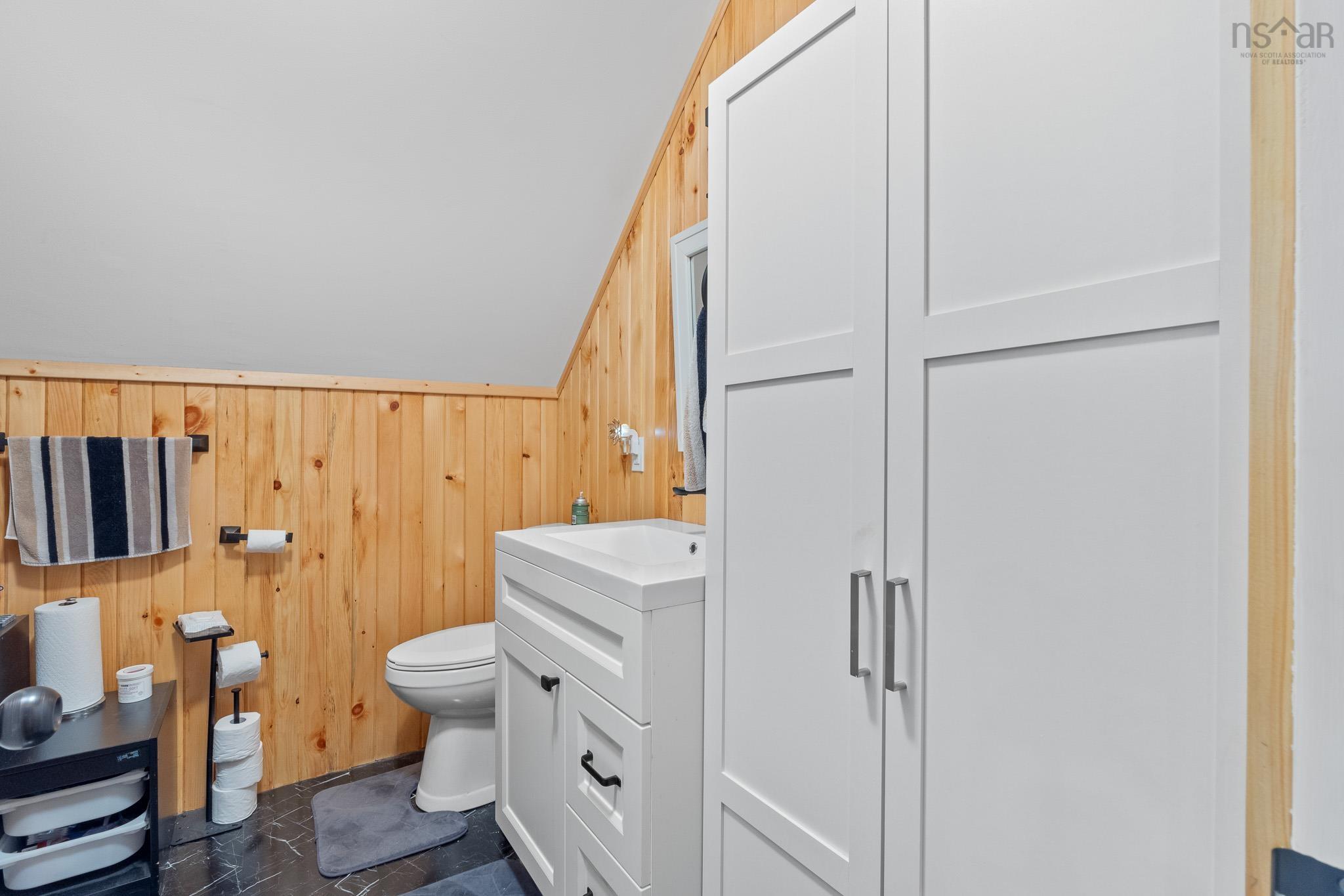 $324,000.00: 9870 Trunk 8 Highway, Caledonia