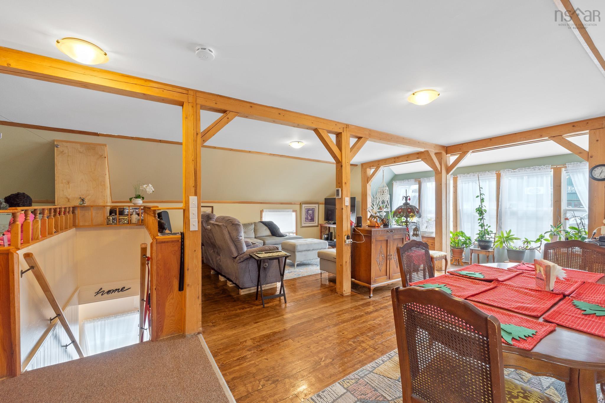 $324,000.00: 9870 Trunk 8 Highway, Caledonia