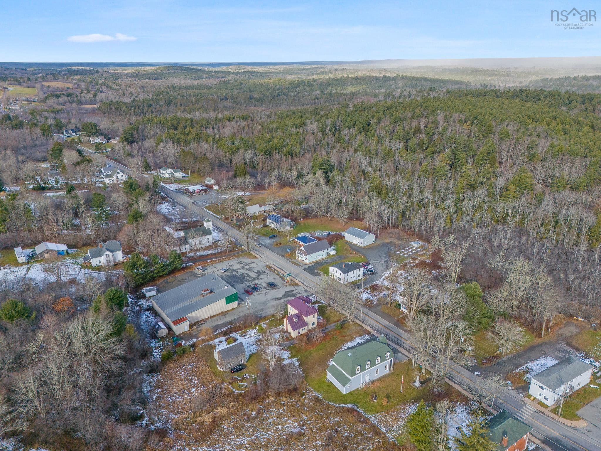 $324,000.00: 9870 Trunk 8 Highway, Caledonia