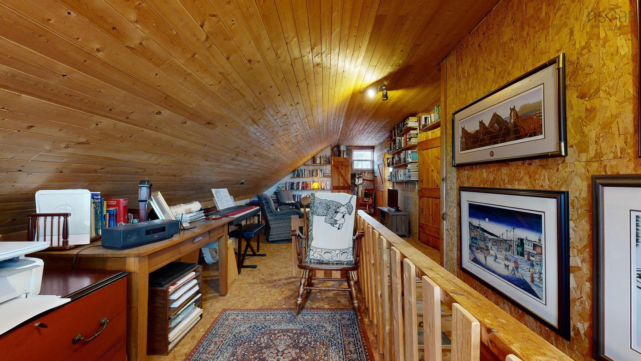 $879,000.00: 226 South West Cove Road, Port Medway