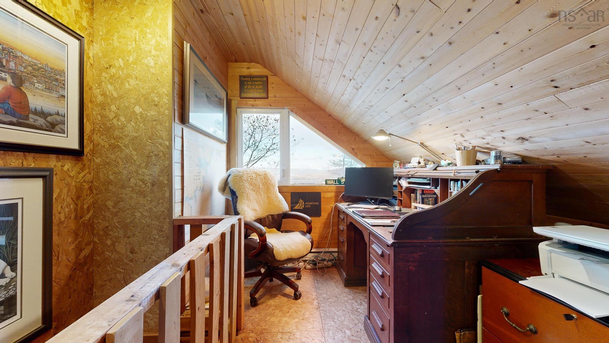 $879,000.00: 226 South West Cove Road, Port Medway