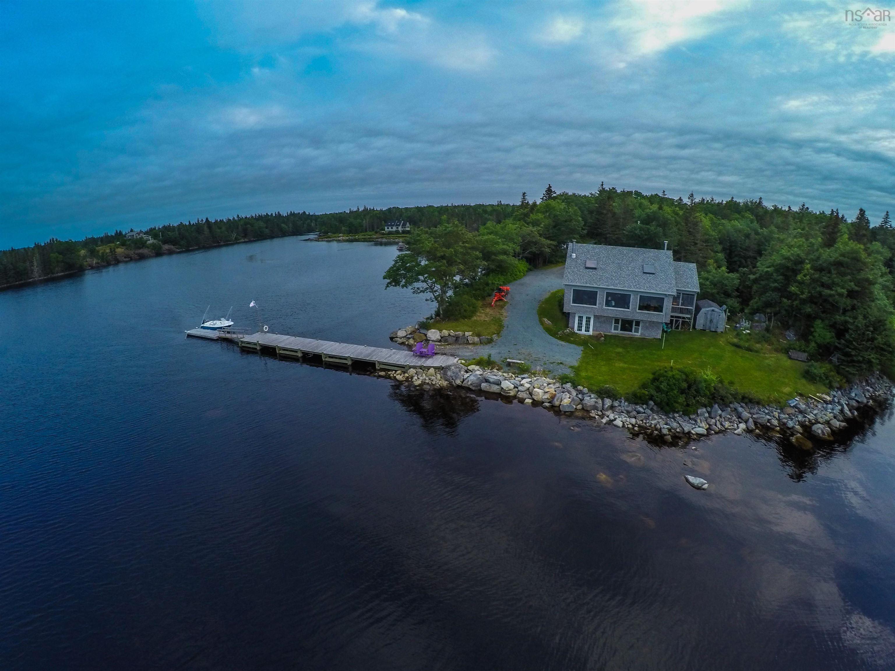 $879,000.00: 226 South West Cove Road, Port Medway