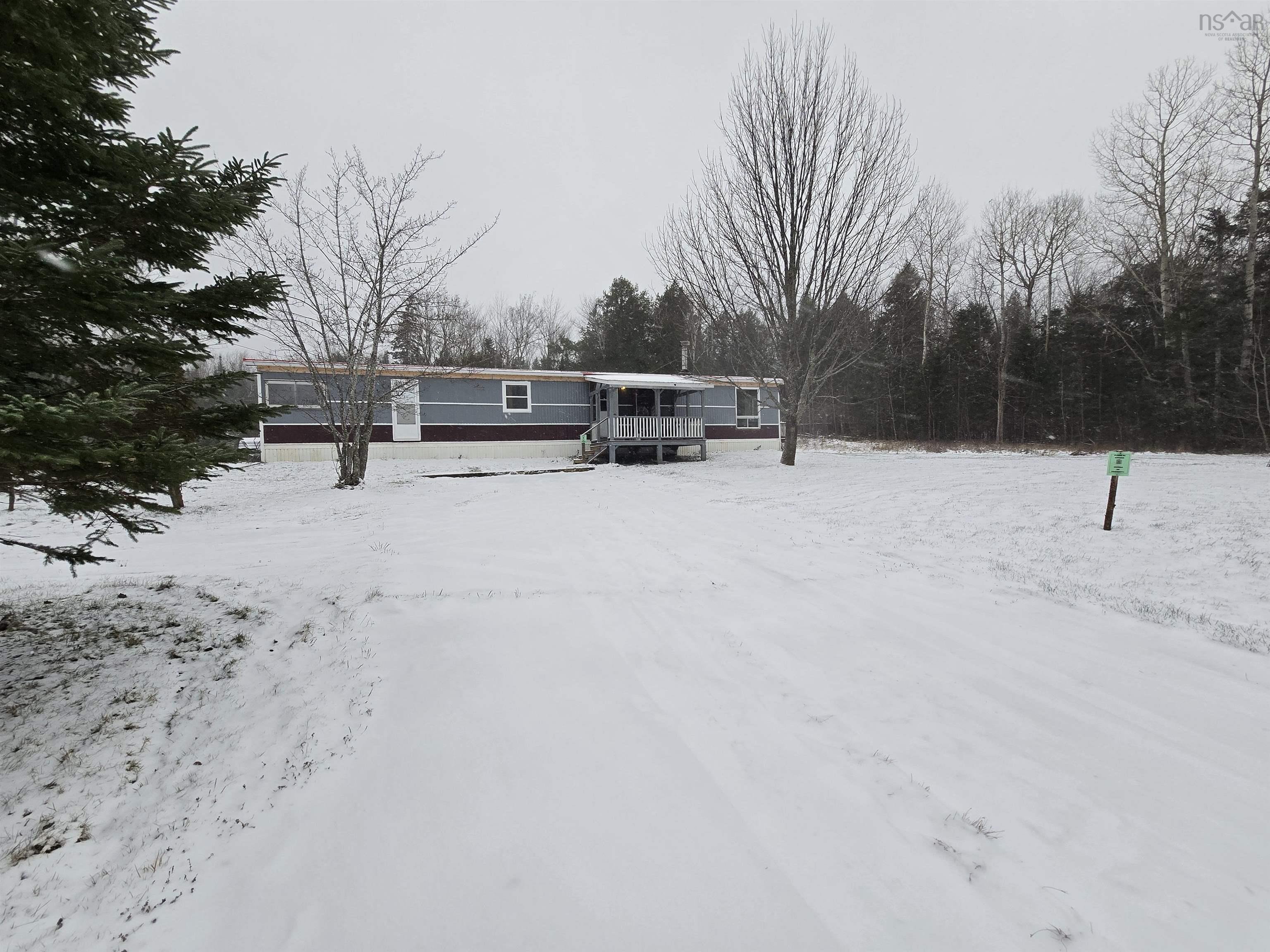 $74,900.00: 9890 Highway 4, French River