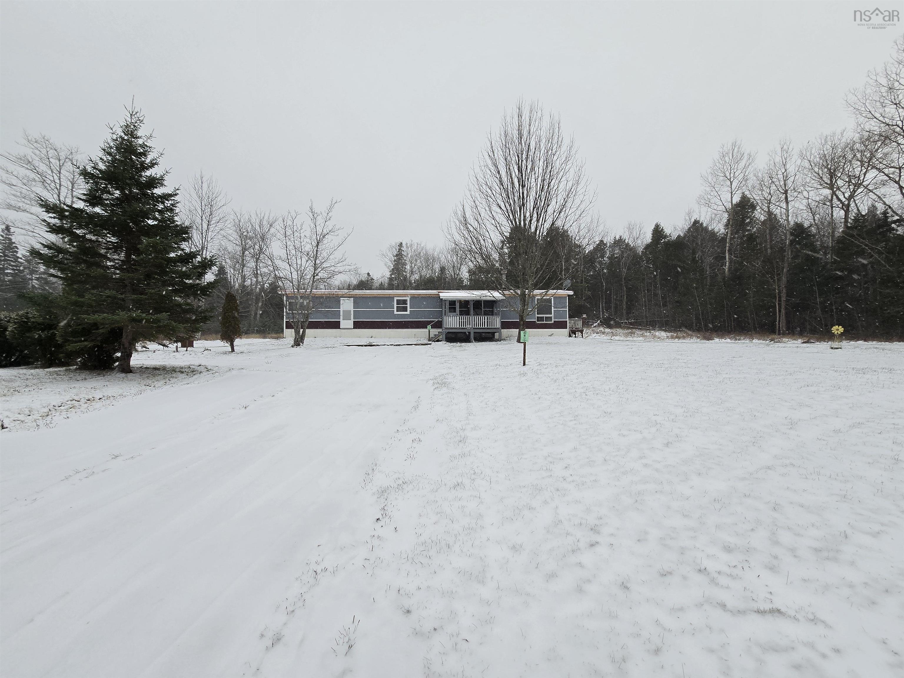 $74,900.00: 9890 Highway 4, French River