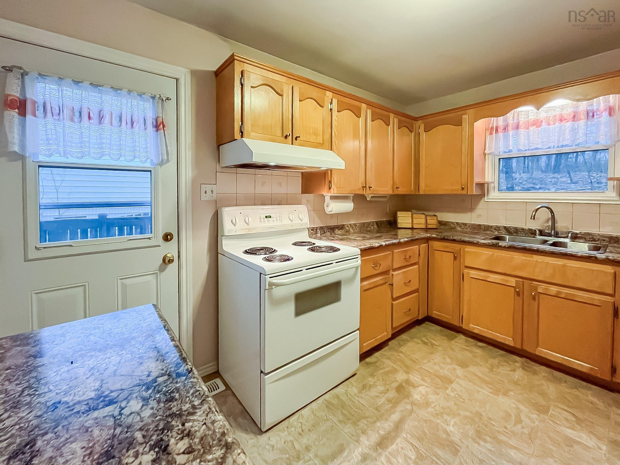 $325,000.00: 78 Pinehurst Avenue, Bridgewater
