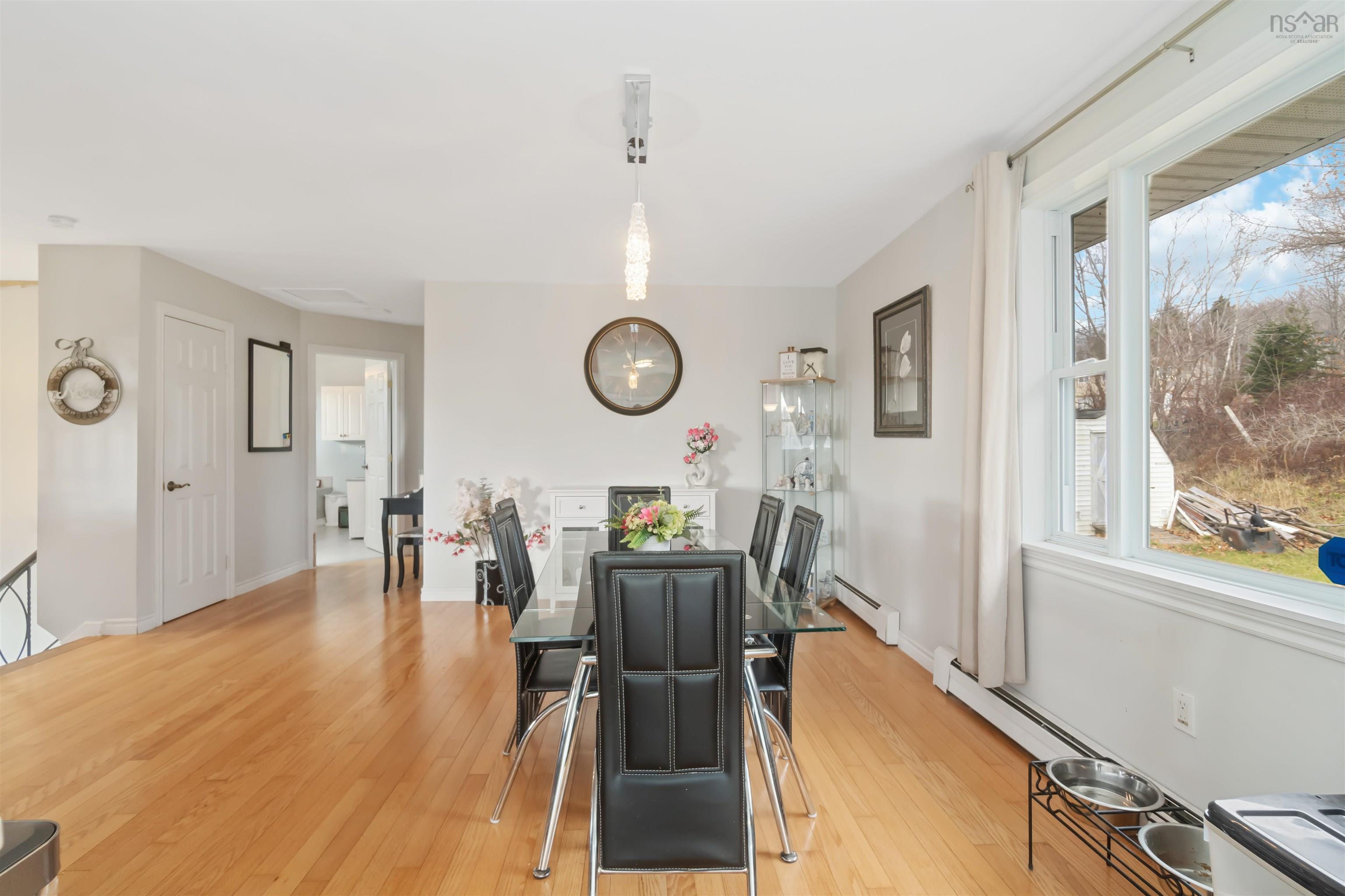 $449,900.00: 16 Ridgeview Drive, Lower Sackville