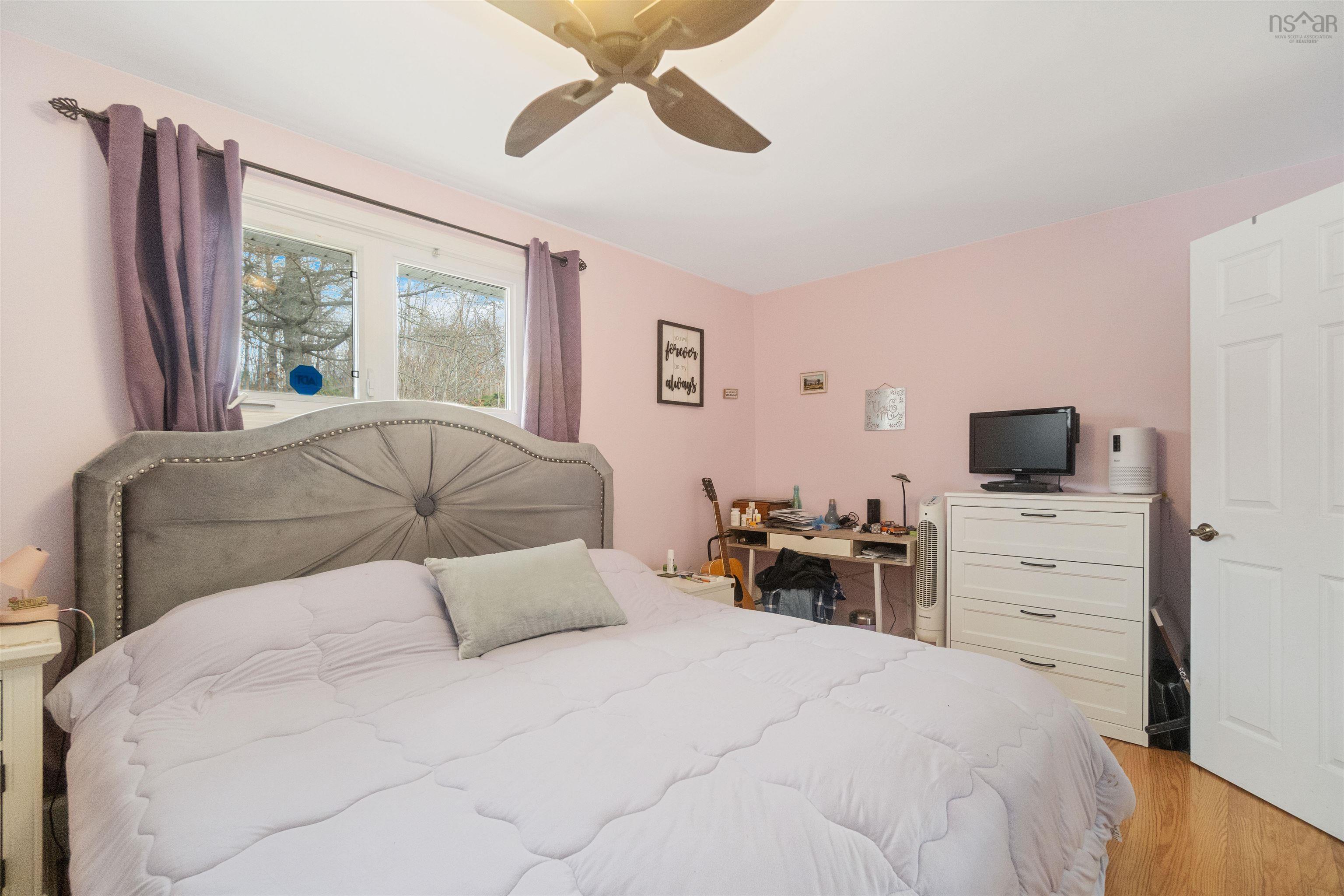 $449,900.00: 16 Ridgeview Drive, Lower Sackville