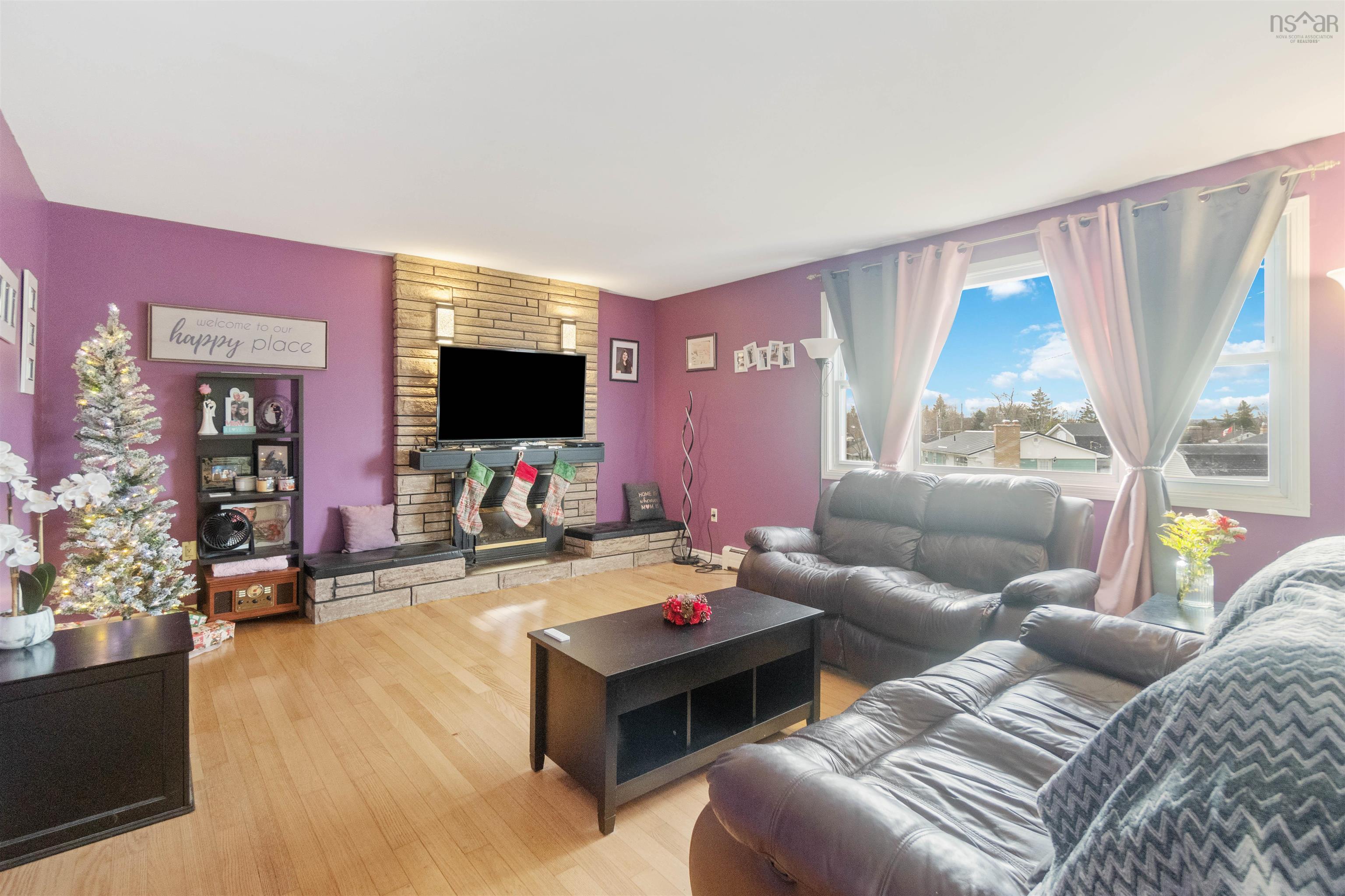 $449,900.00: 16 Ridgeview Drive, Lower Sackville