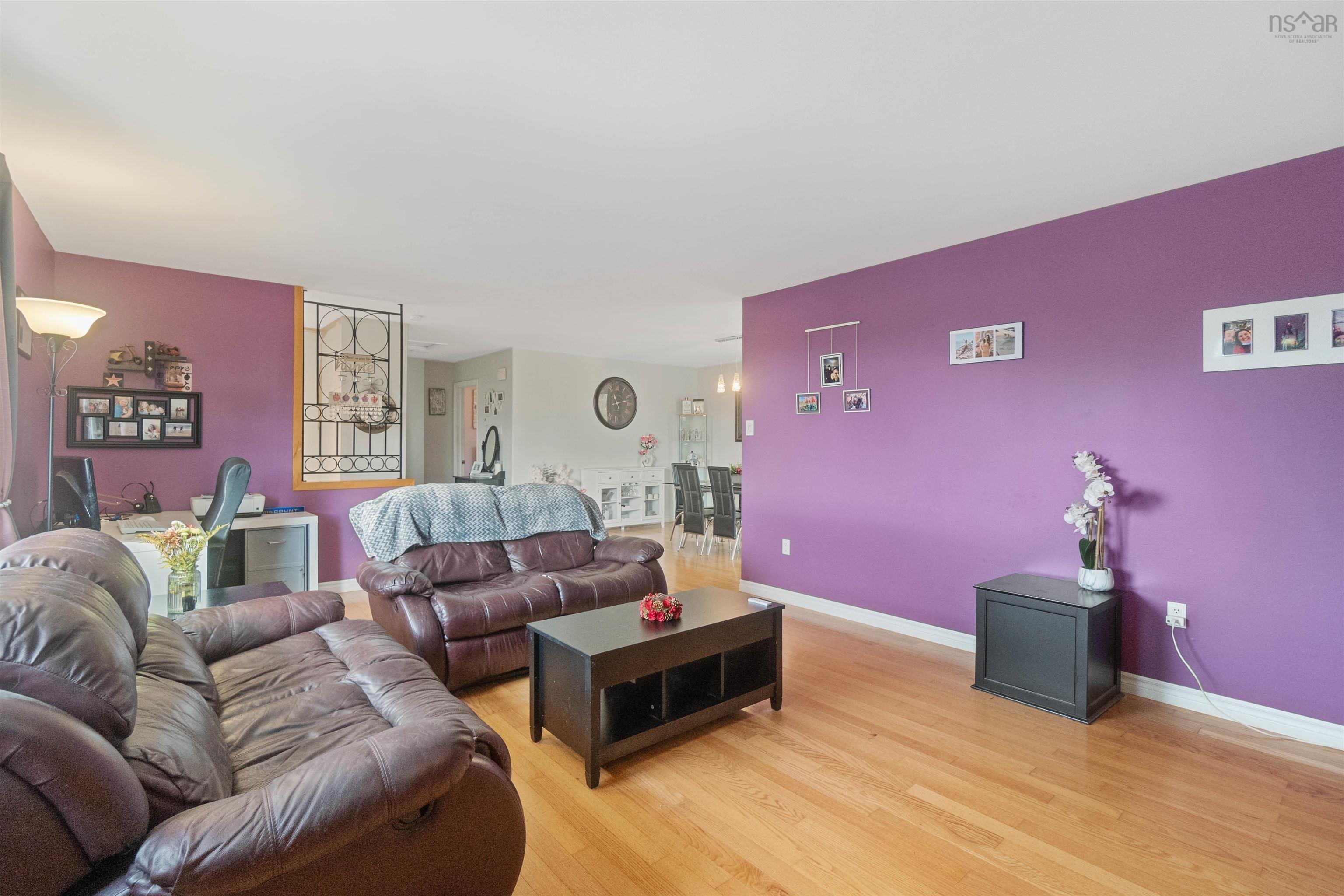 $449,900.00: 16 Ridgeview Drive, Lower Sackville