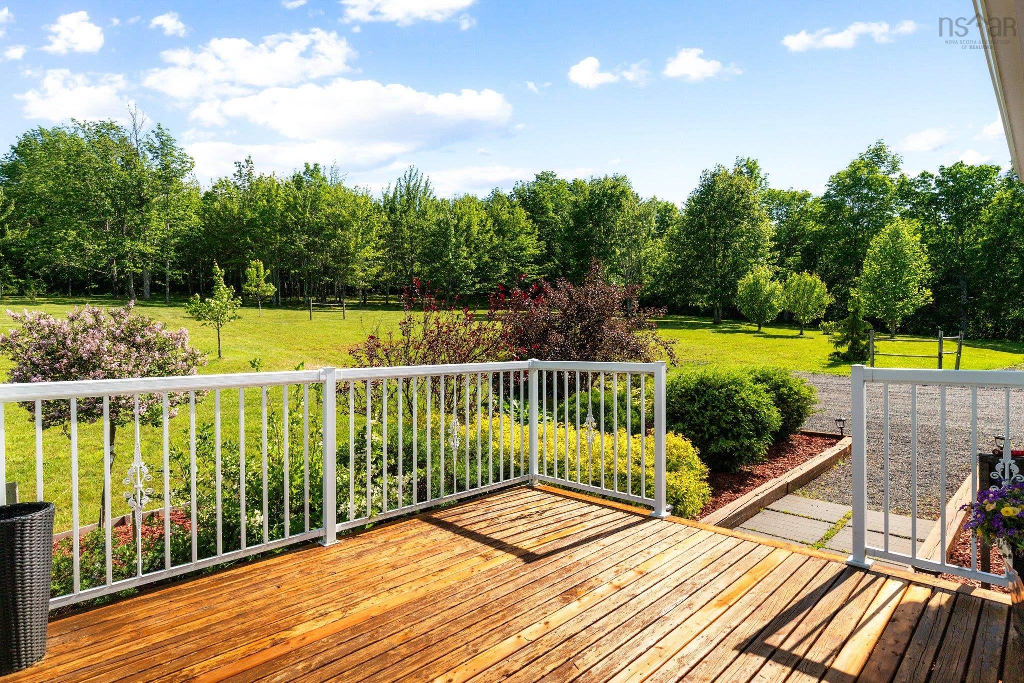 $549,900.00: 1528 Highway 246, Wentworth