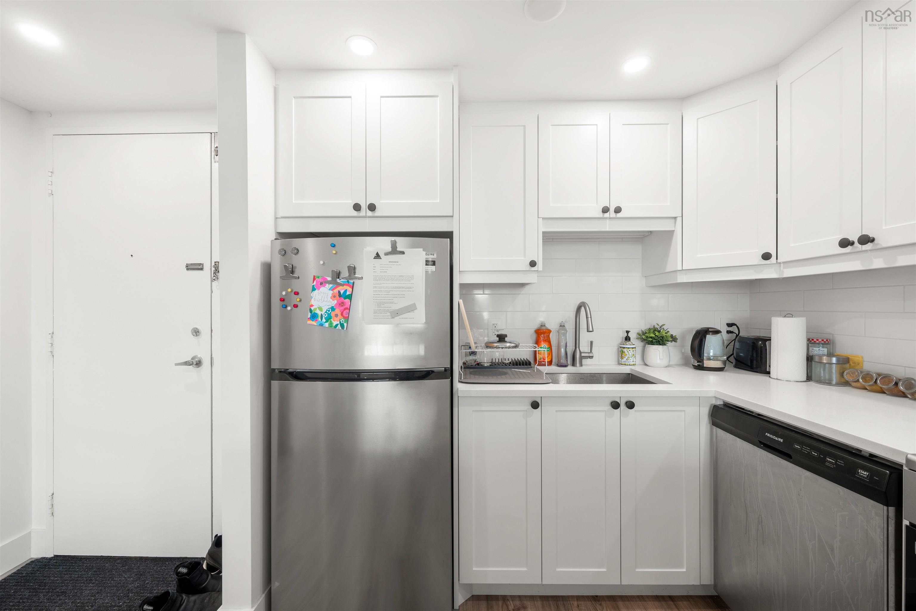 $364,900.00: 1707 6369 Coburg Road, Halifax