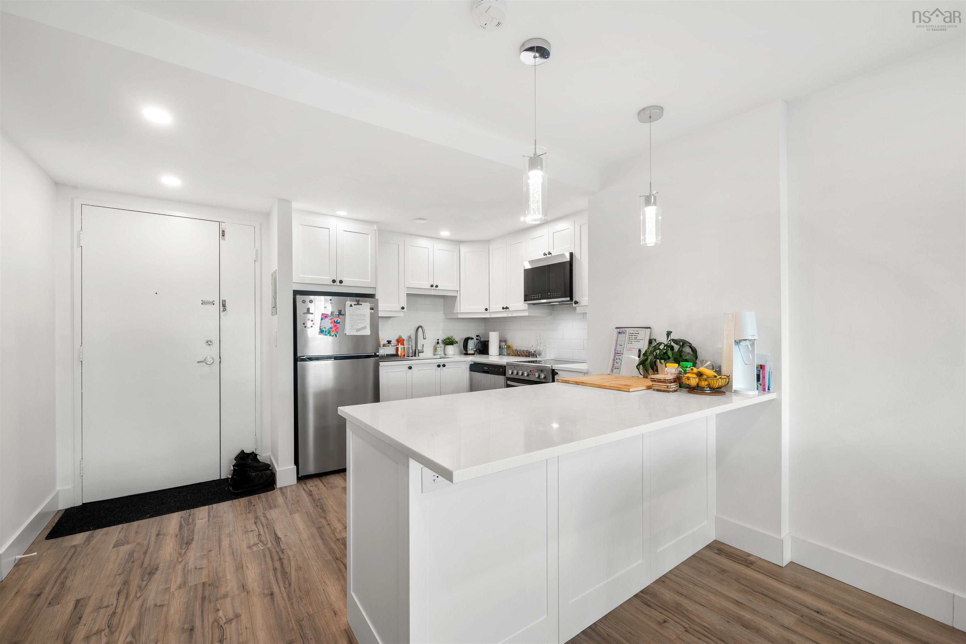 $364,900.00: 1707 6369 Coburg Road, Halifax