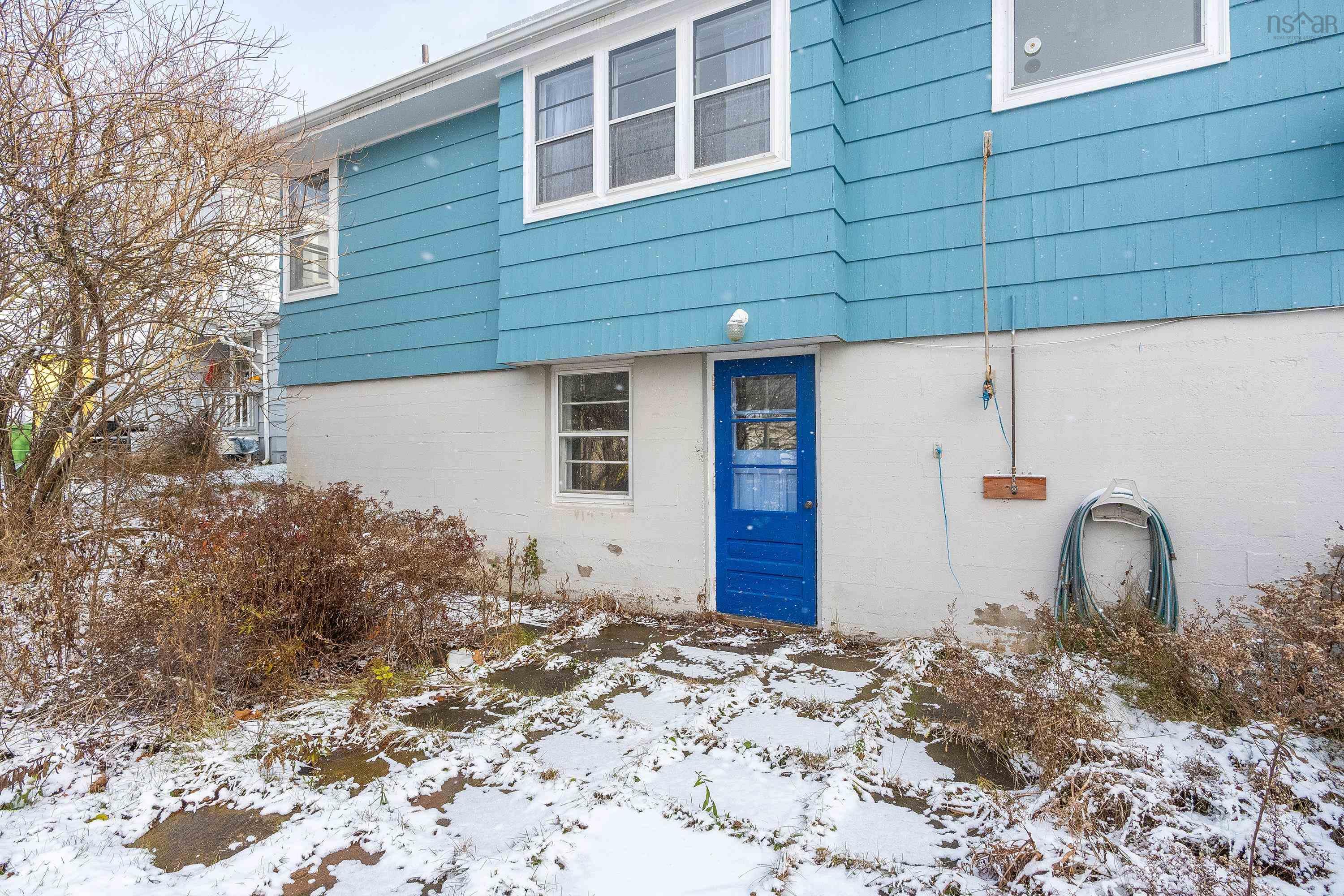 $289,900.00: 61 Main Street, Hantsport