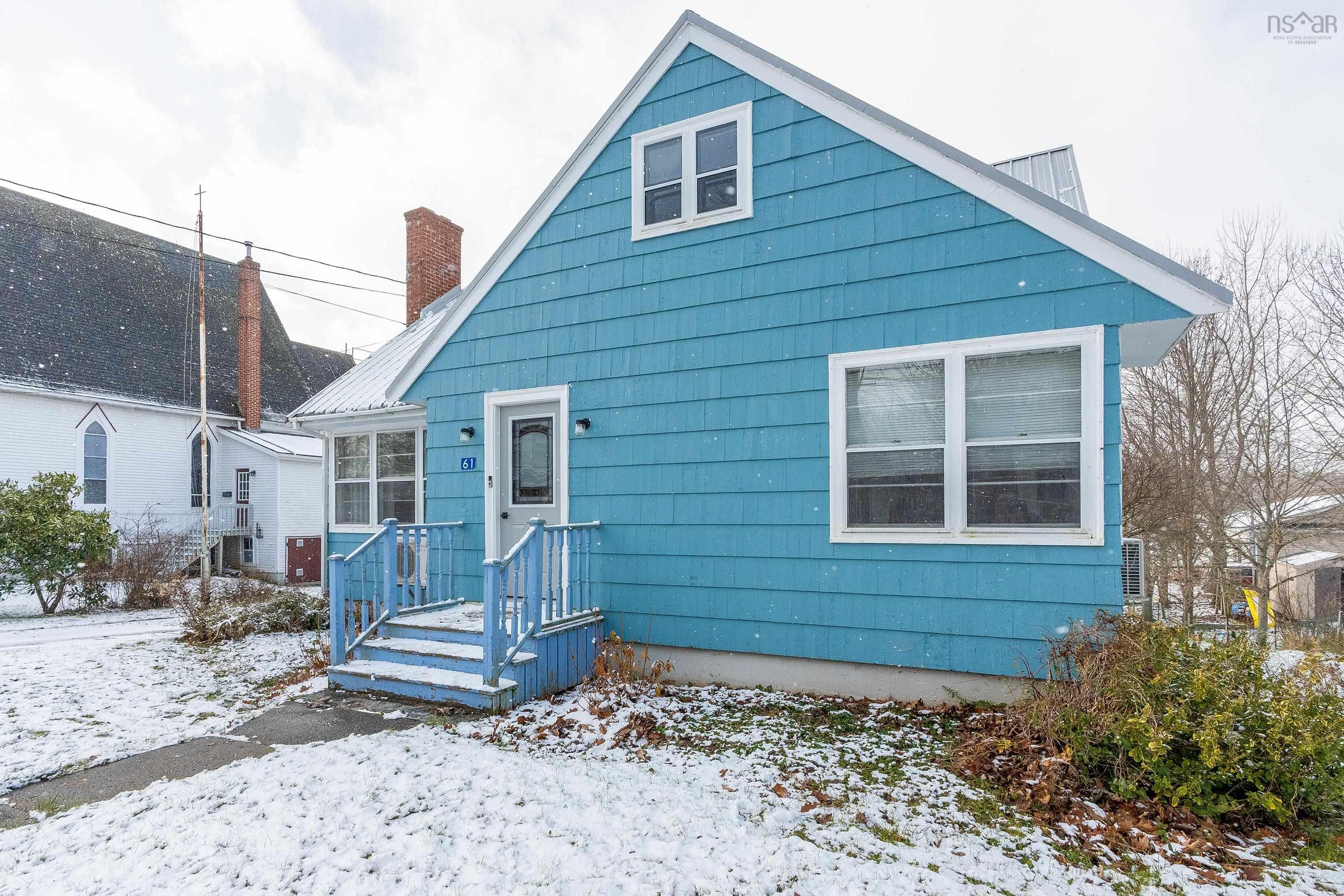 $289,900.00: 61 Main Street, Hantsport