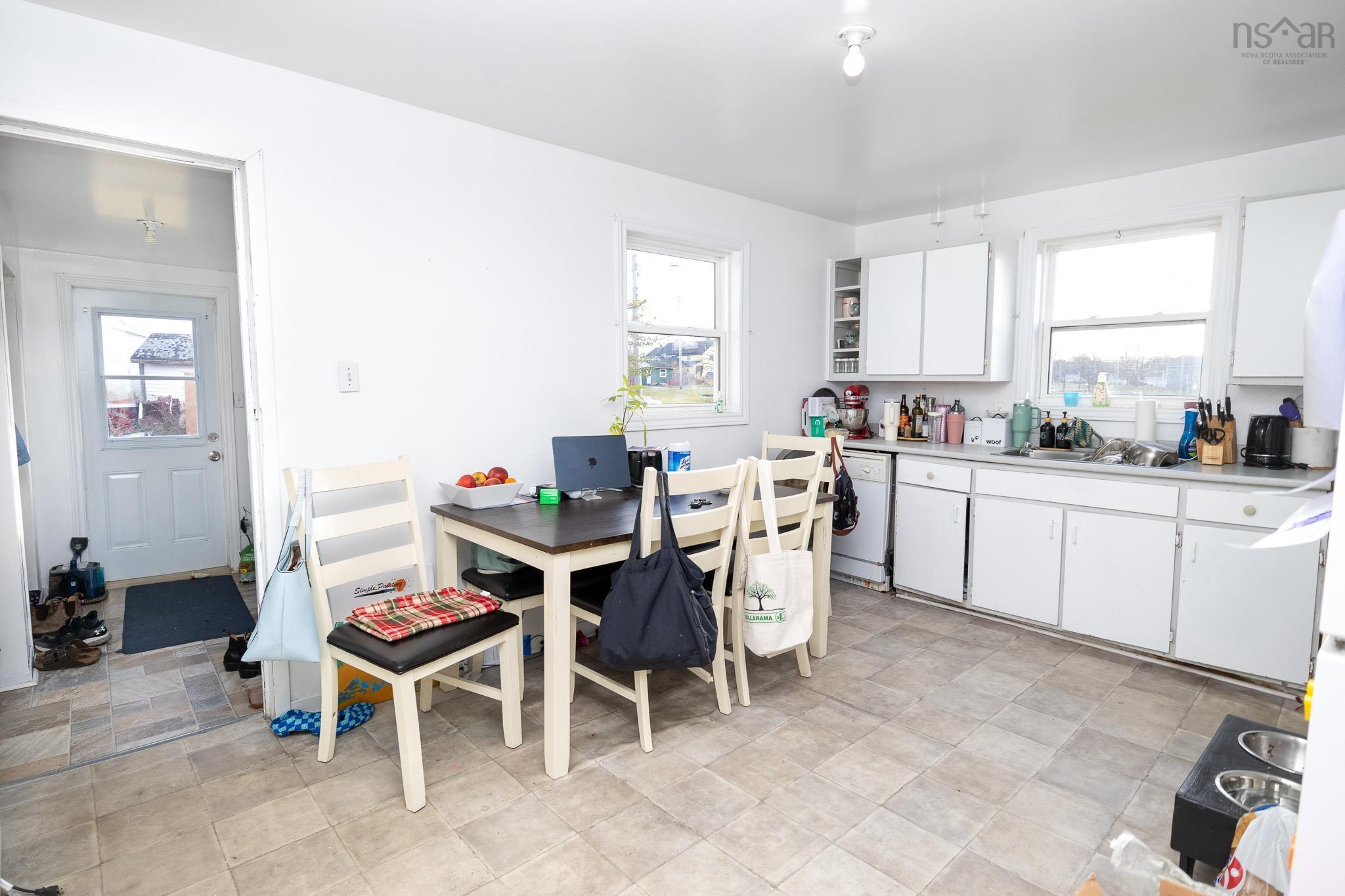 $88,000.00: 524 Second Street, New Waterford
