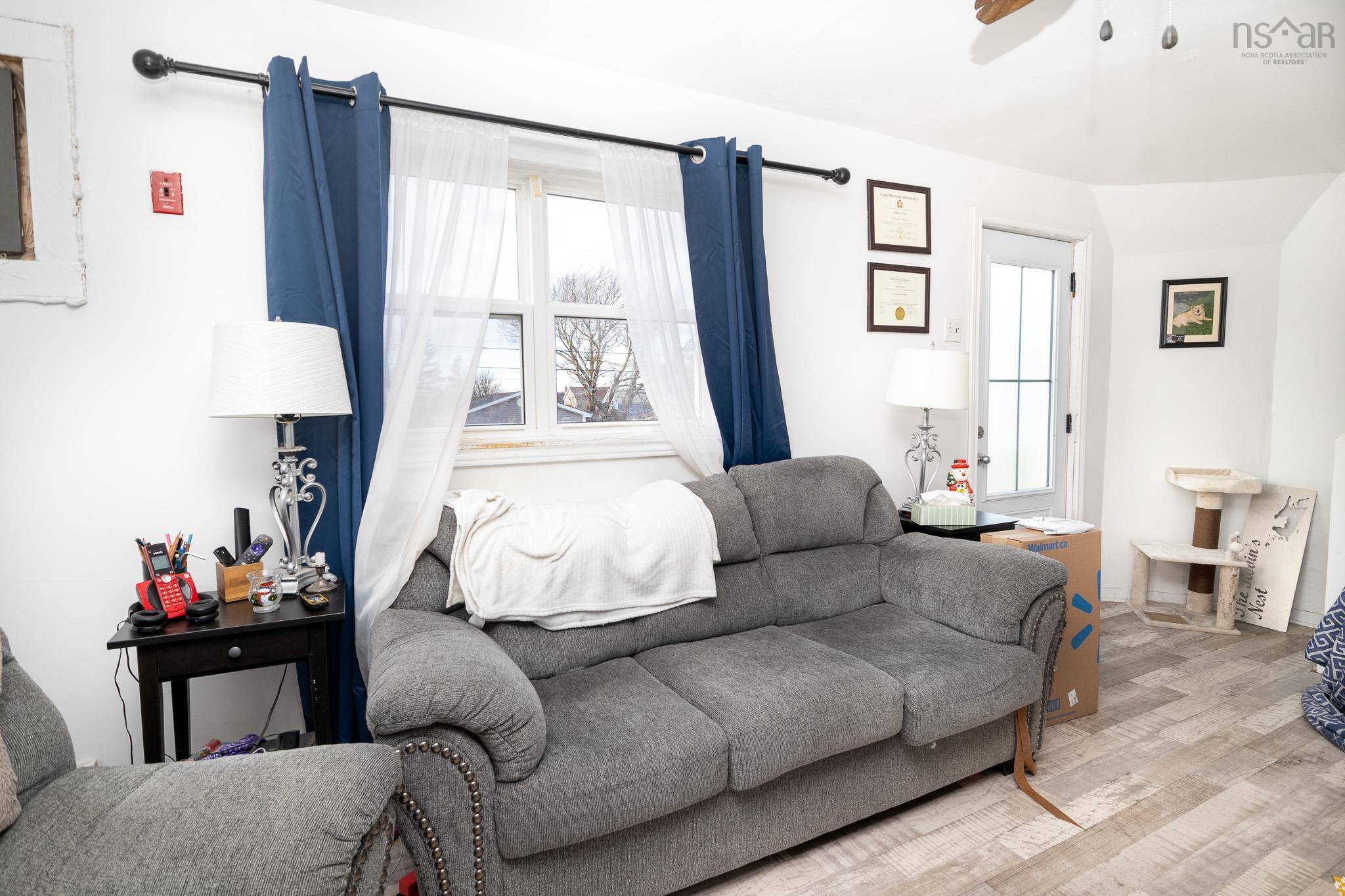 $88,000.00: 524 Second Street, New Waterford