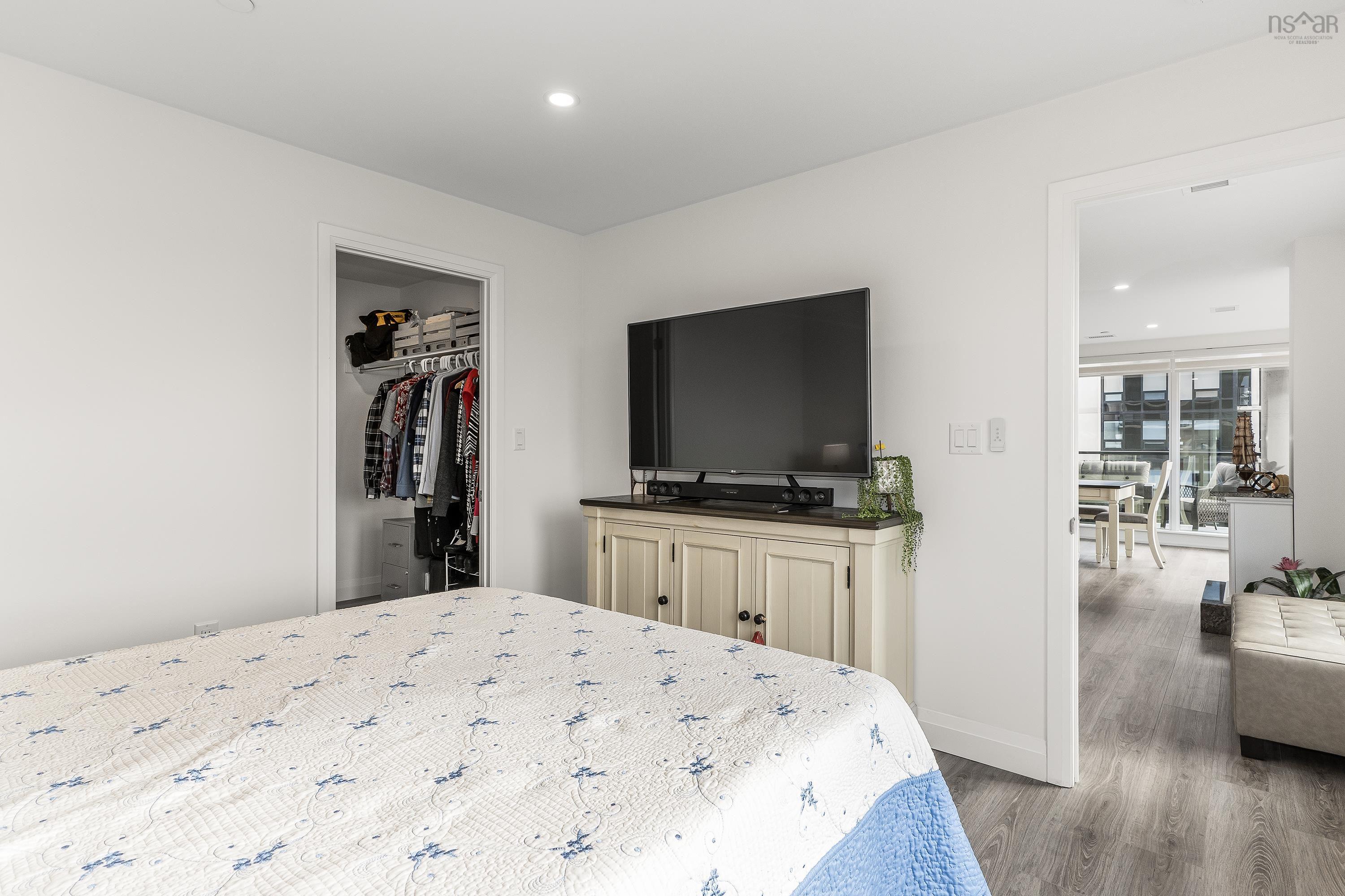 $671,900.00: 1405 72 Seapoint Road, Dartmouth