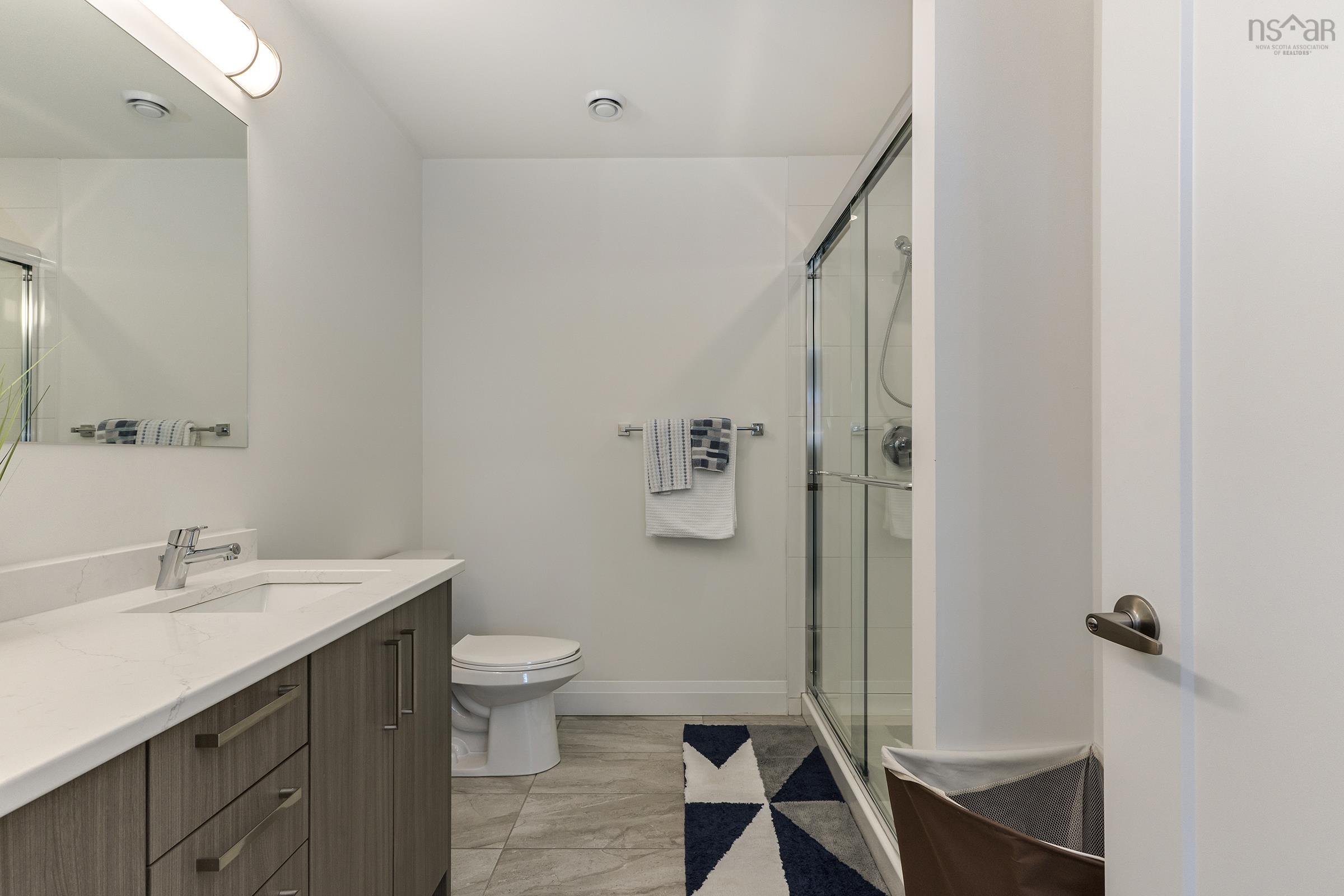 $671,900.00: 1405 72 Seapoint Road, Dartmouth