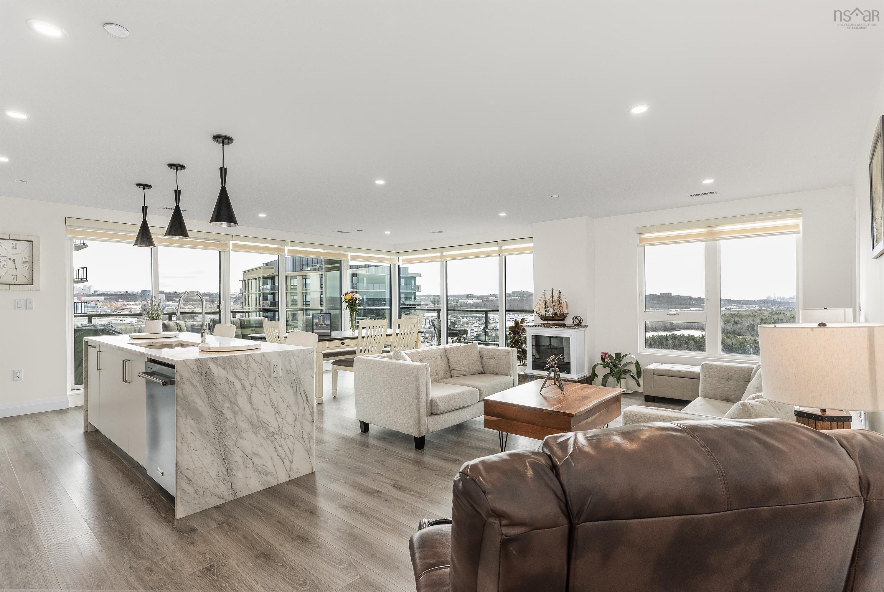 $671,900.00: 1405 72 Seapoint Road, Dartmouth
