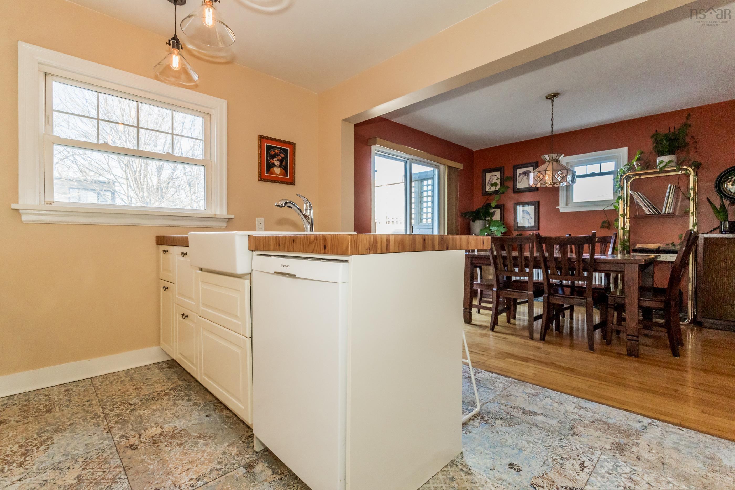 $689,900.00: 5859 Merkel Street, Halifax