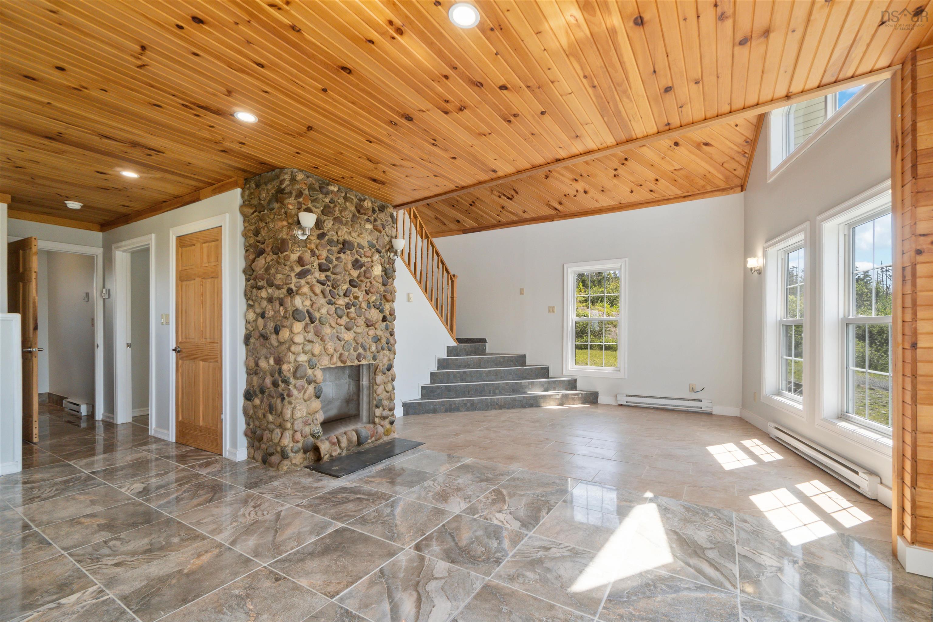 $375,000.00: 45 Platinum Lane, Popes Harbour