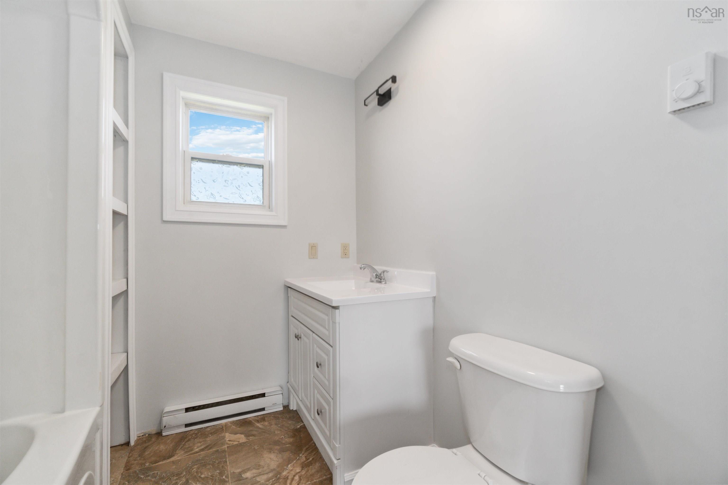 $375,000.00: 45 Platinum Lane, Popes Harbour