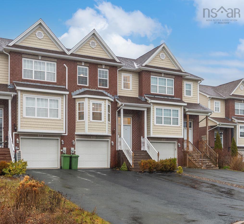 $509,900.00: 54 Surrey Way, Dartmouth
