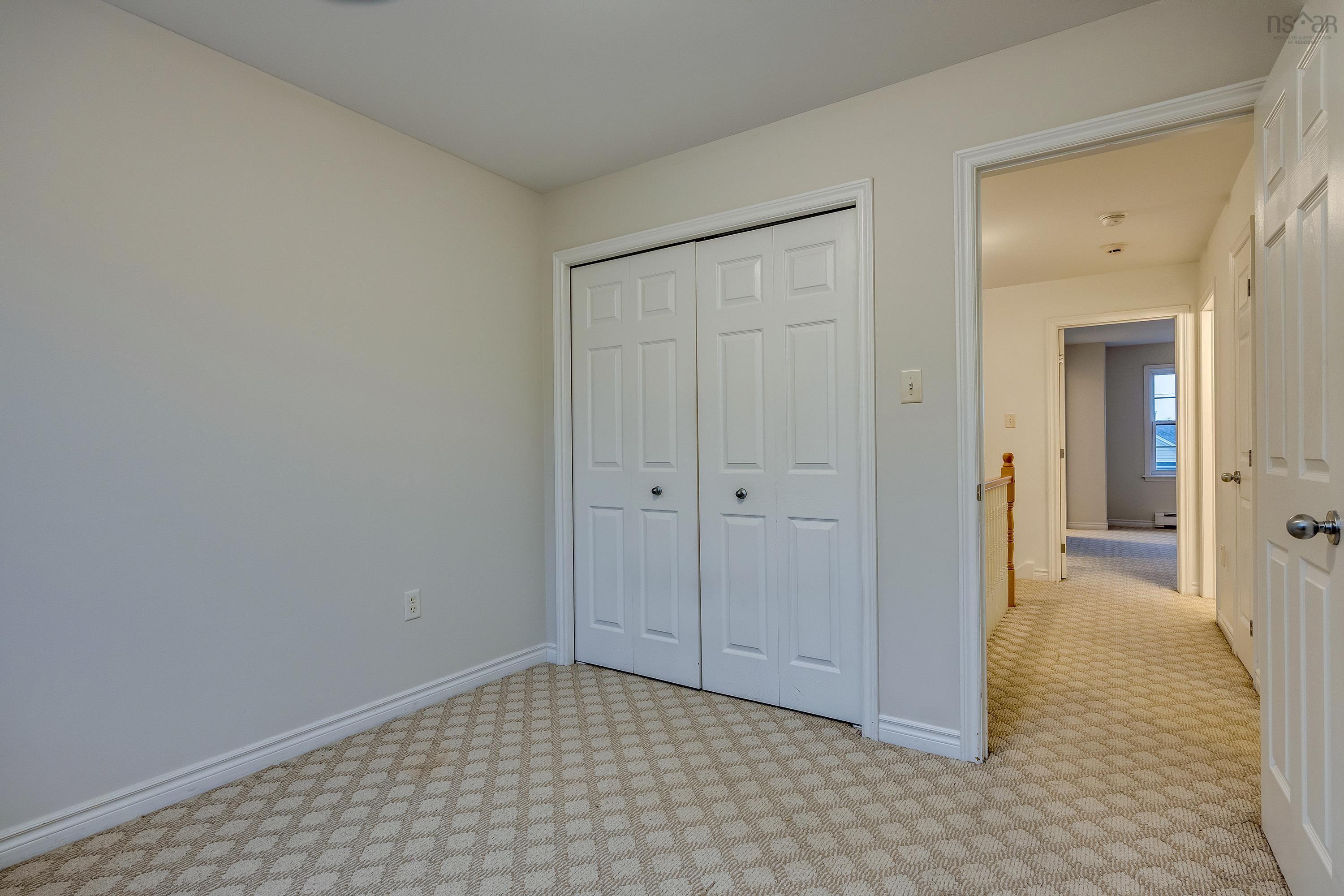 $509,900.00: 54 Surrey Way, Dartmouth