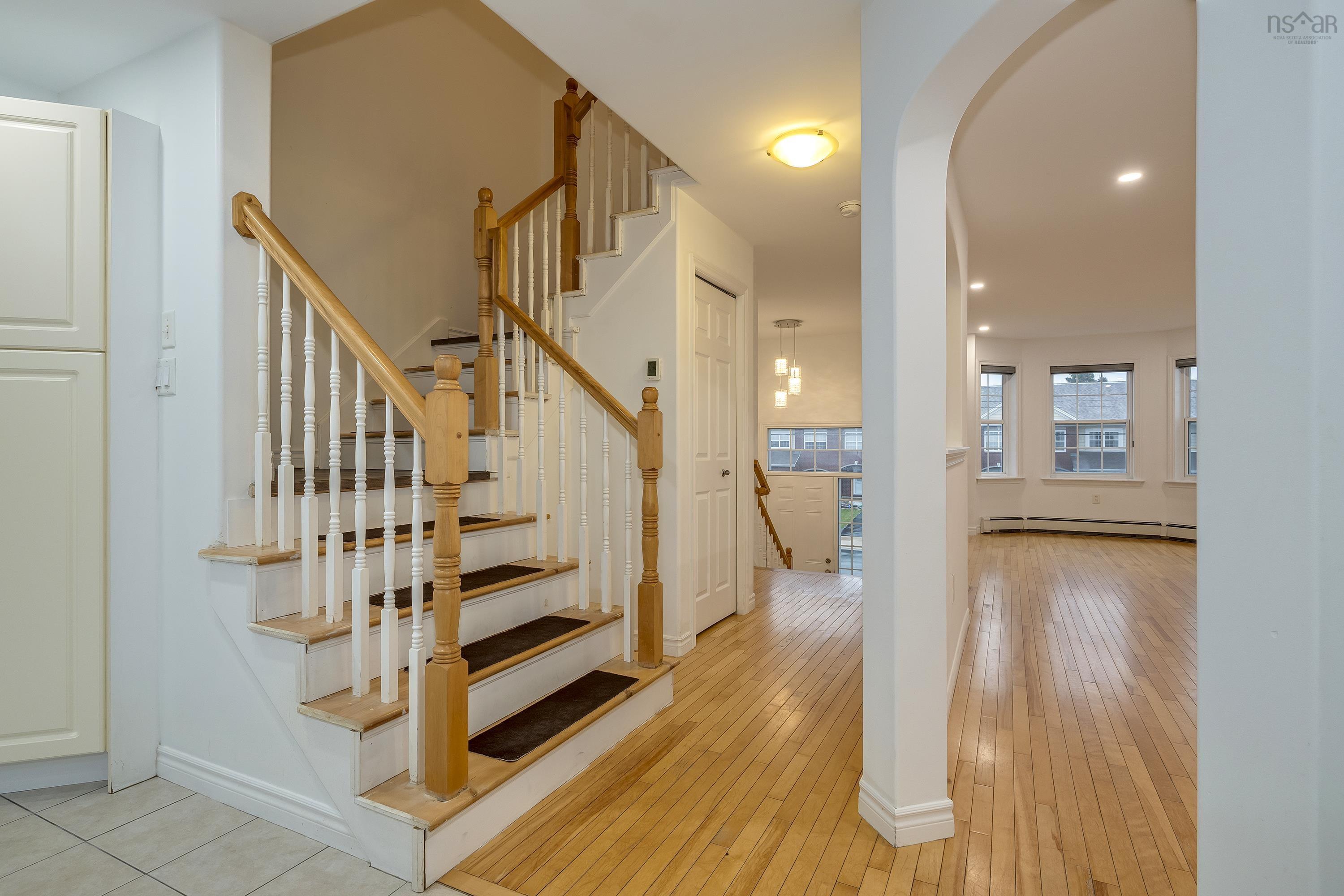 $509,900.00: 54 Surrey Way, Dartmouth