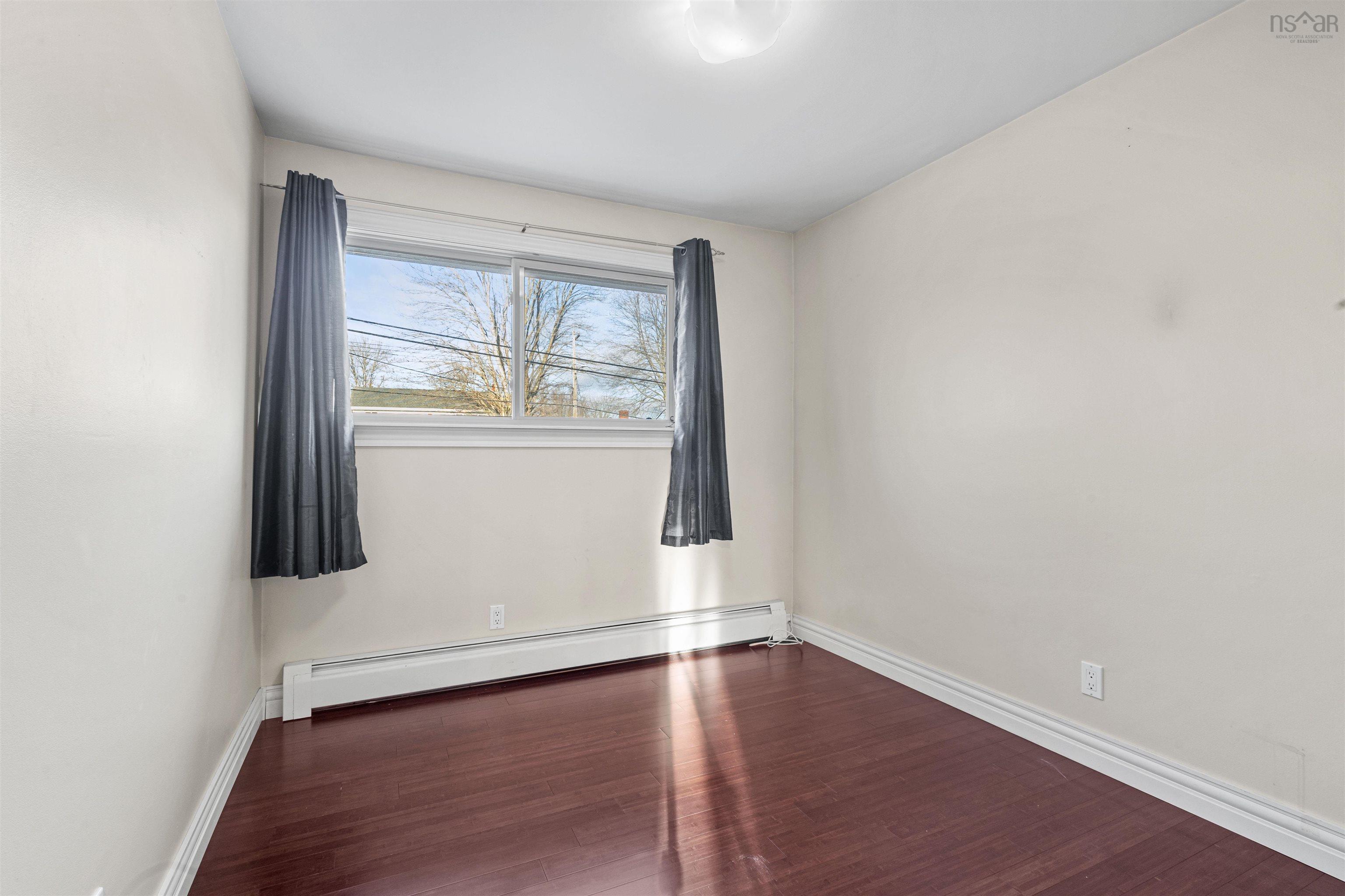 $519,900.00: 45 Beaver Bank Road, Lower Sackville