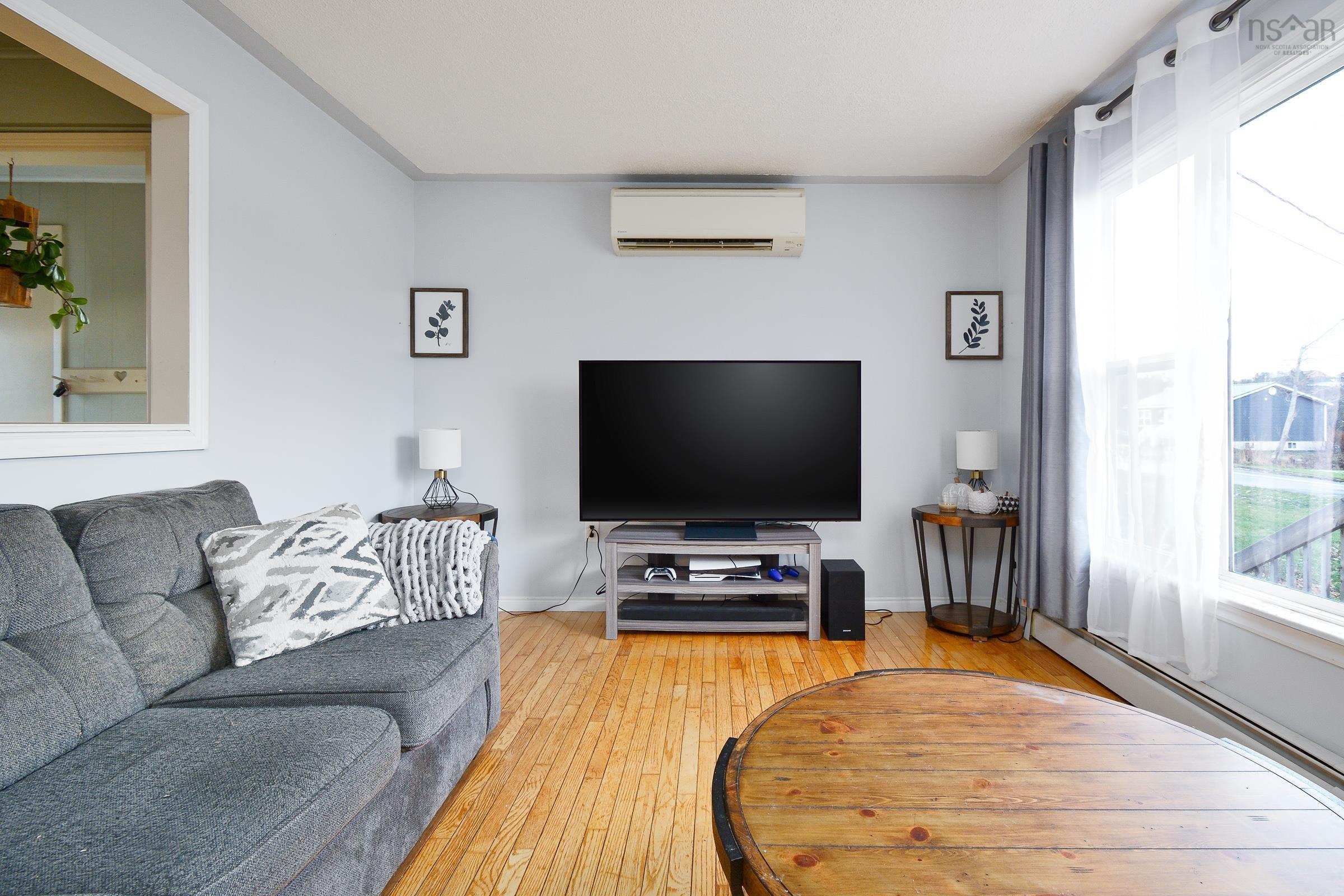 $259,900.00: 162 West Street, North Sydney
