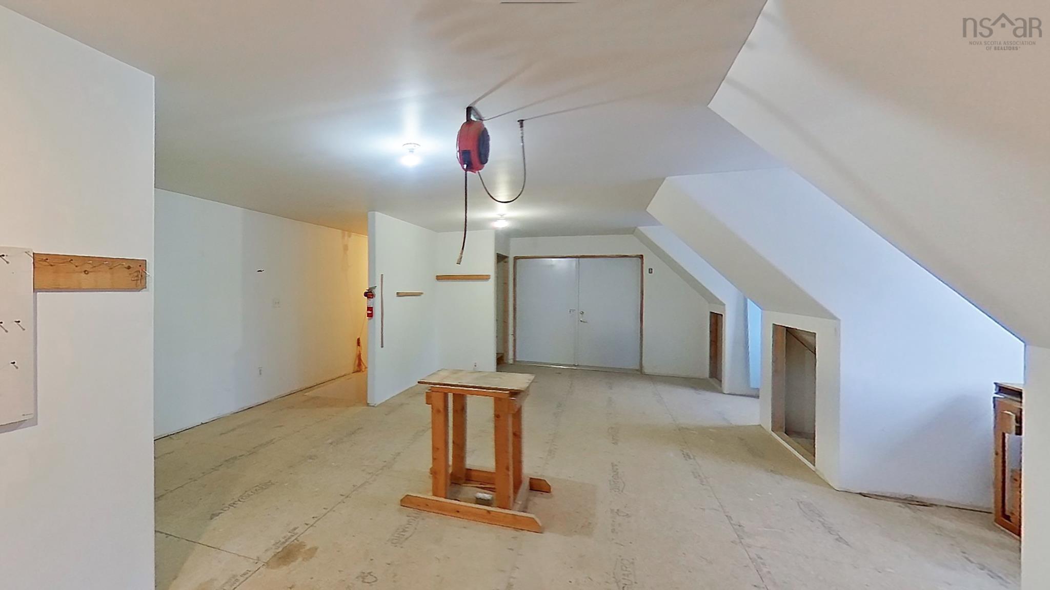 $799,900.00: 6146 St. Margaret